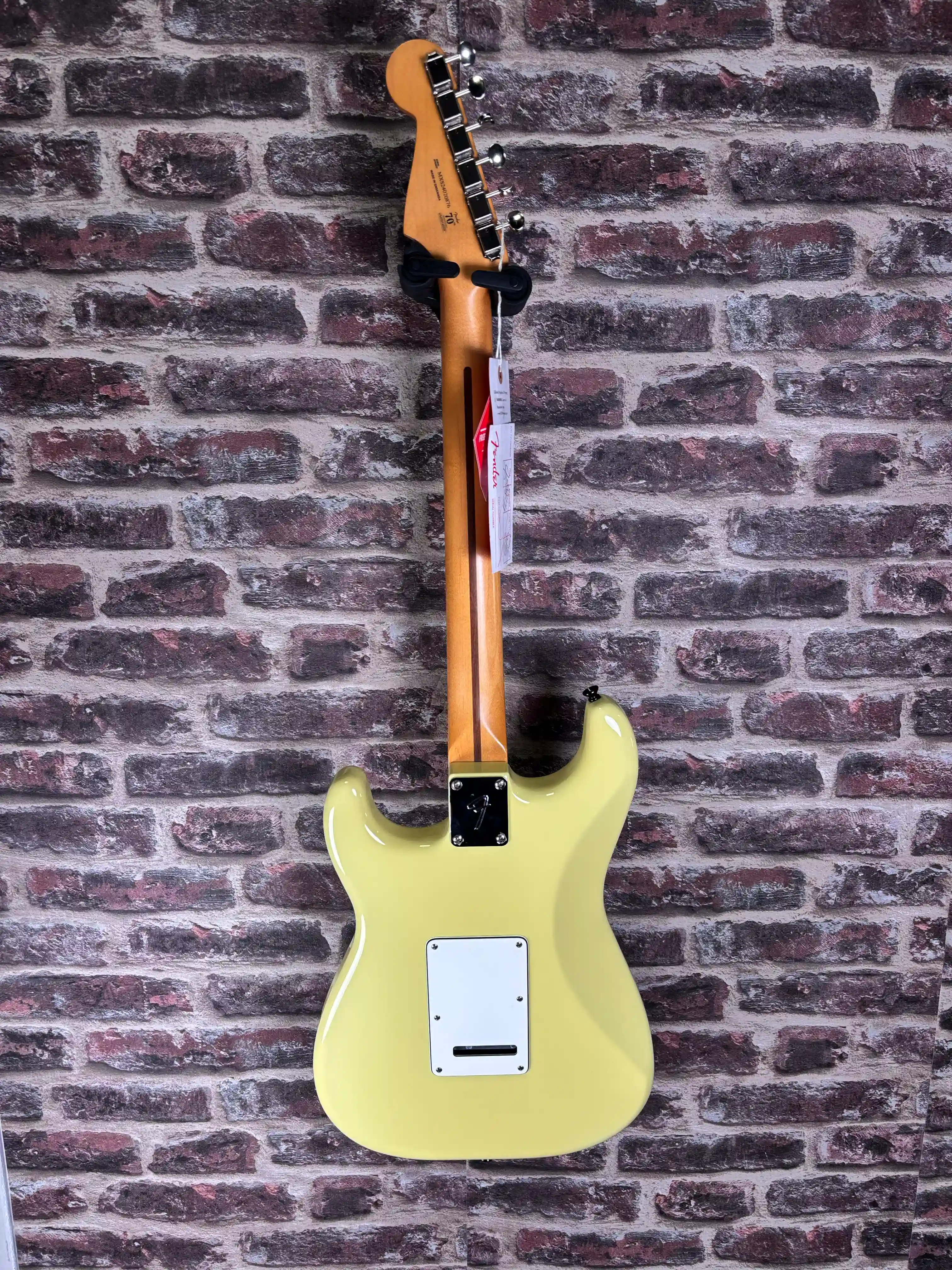 Fender Player II Stratocaster Hialeah Yellow OCCASION