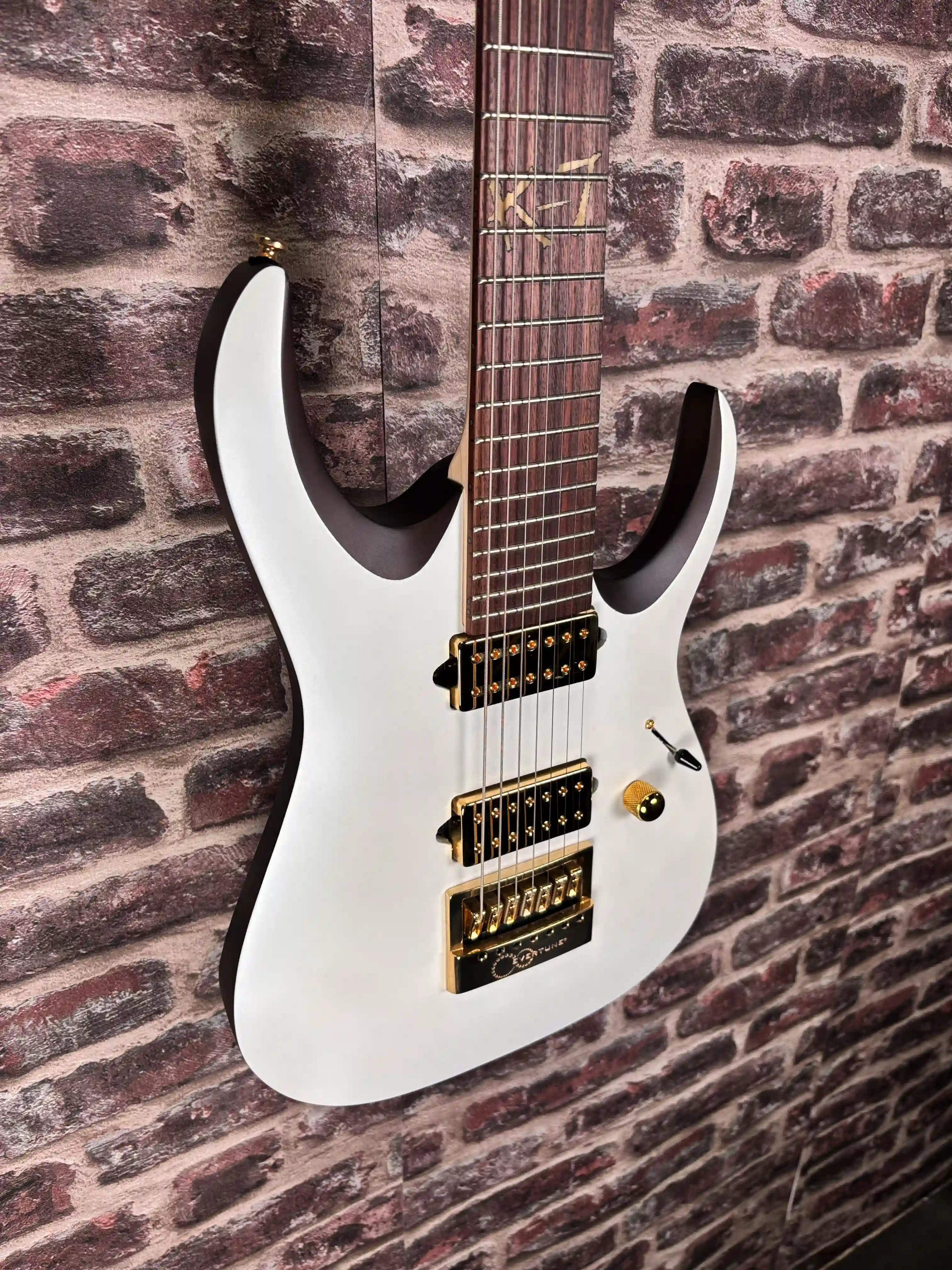 Ibanez K7Yang Brian "Head" Welch Signature 7 Strings