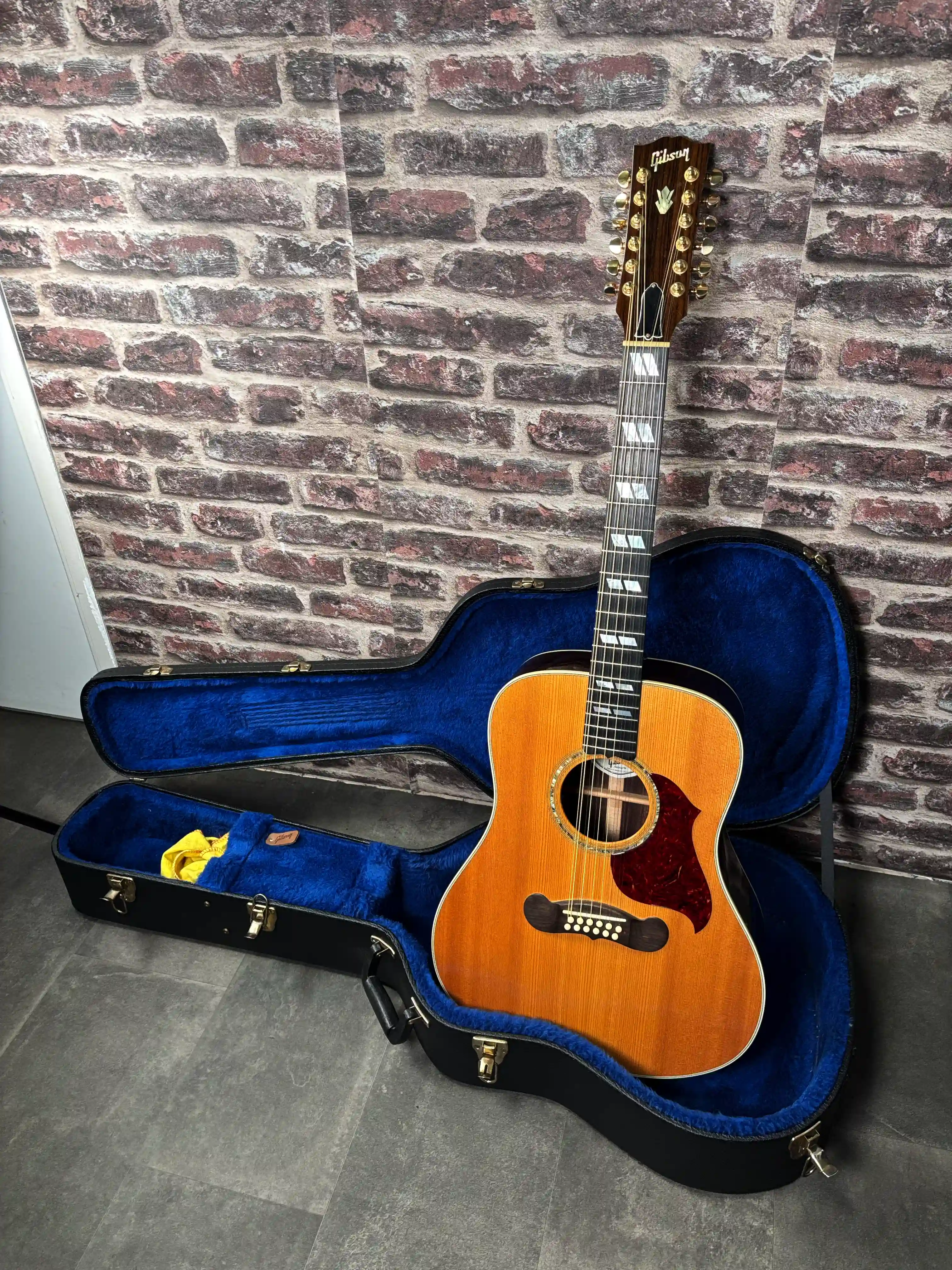 Gibson Songwriter Deluxe 12 cordes OCCASION