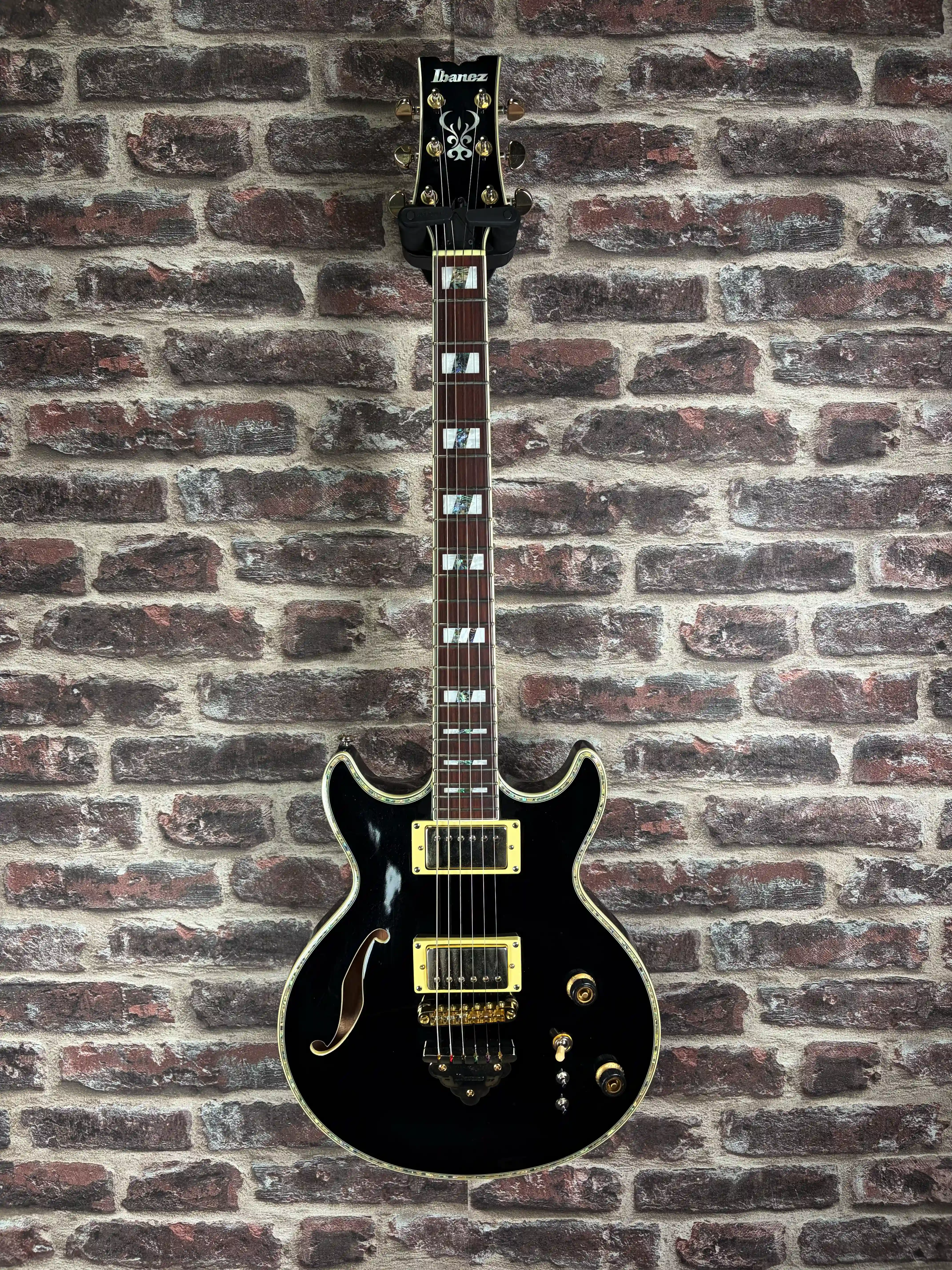 Ibanez AR520H‑BK OCCASION