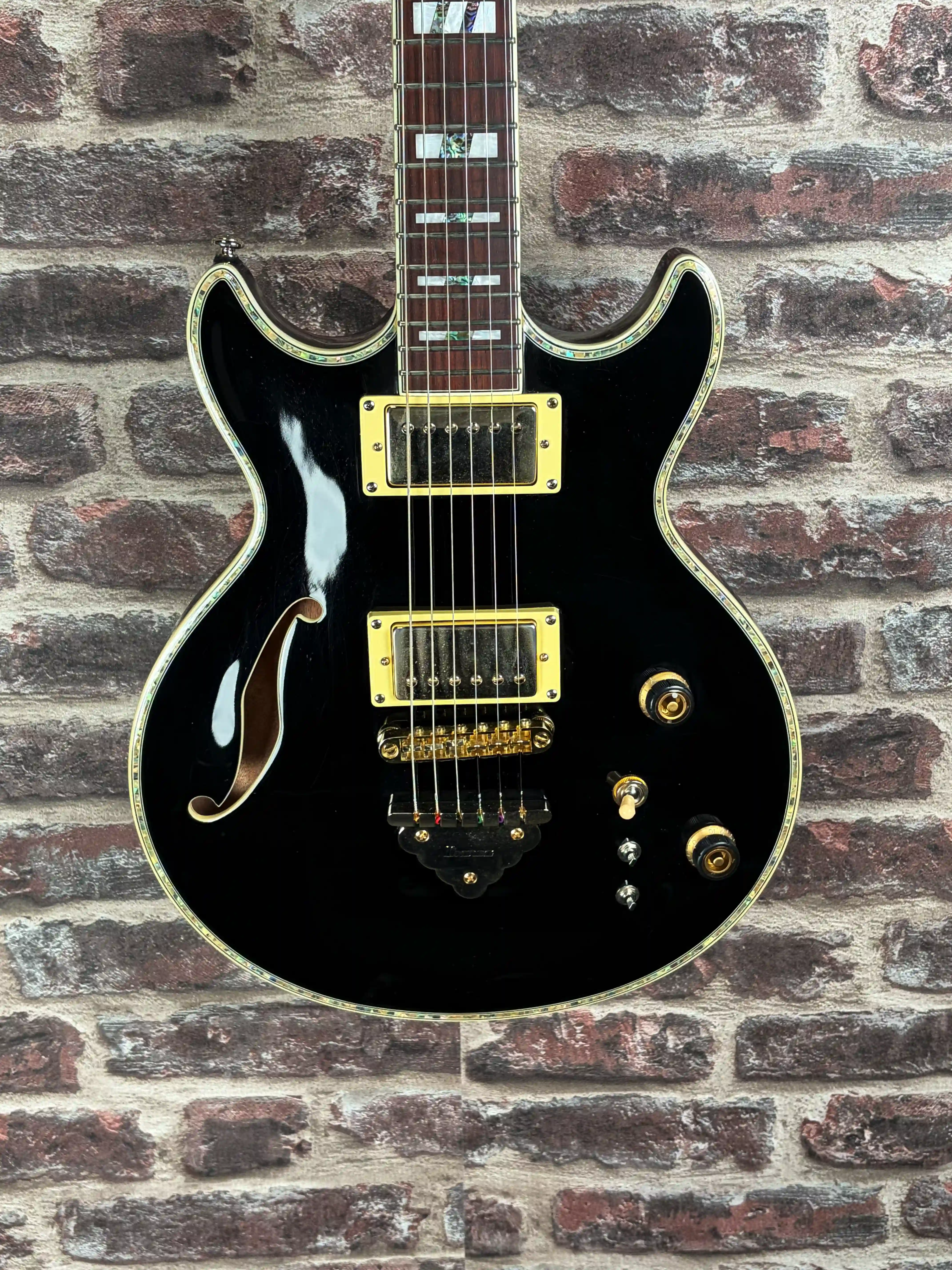 Ibanez AR520H‑BK OCCASION