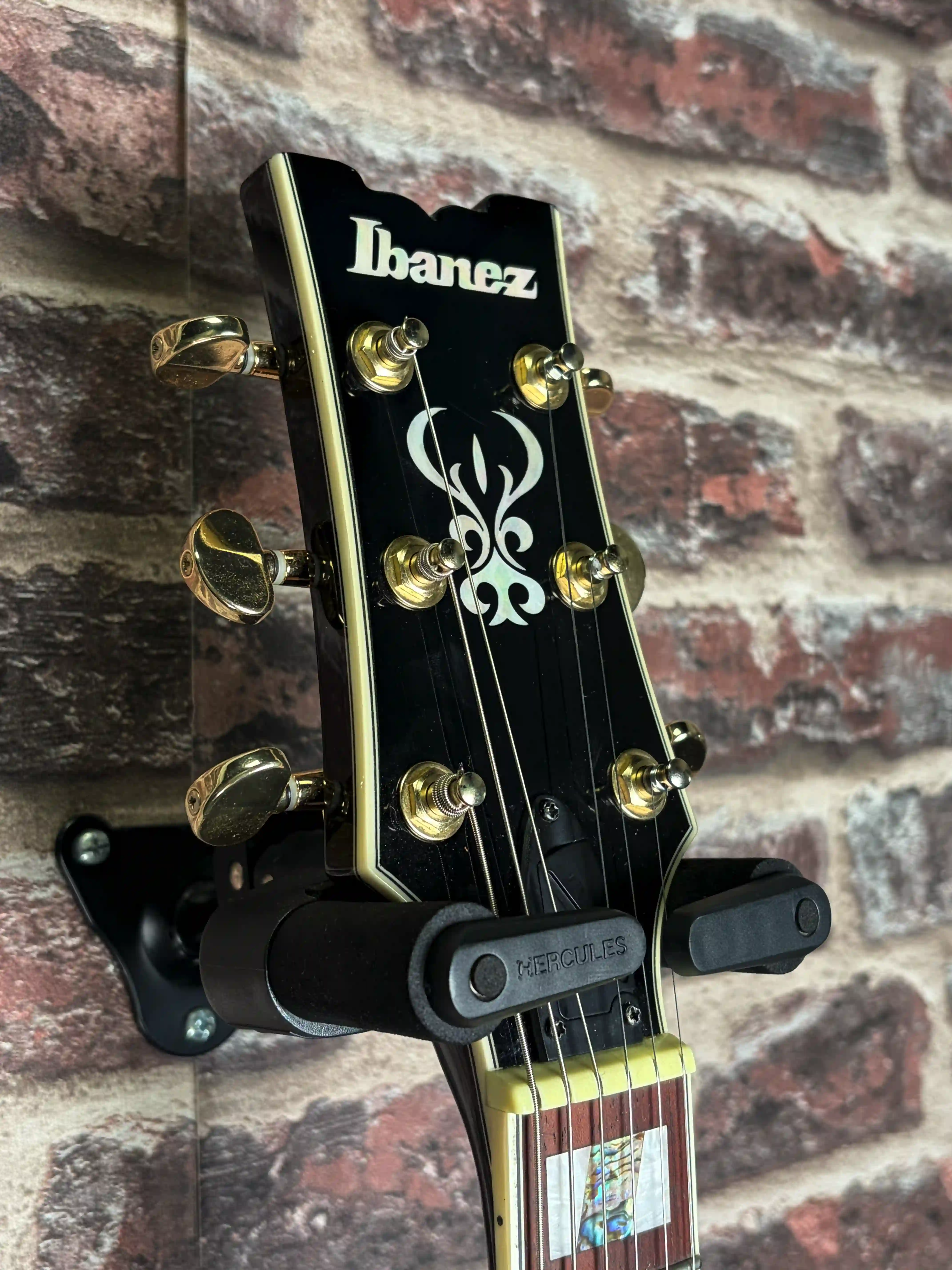 Ibanez AR520H‑BK OCCASION