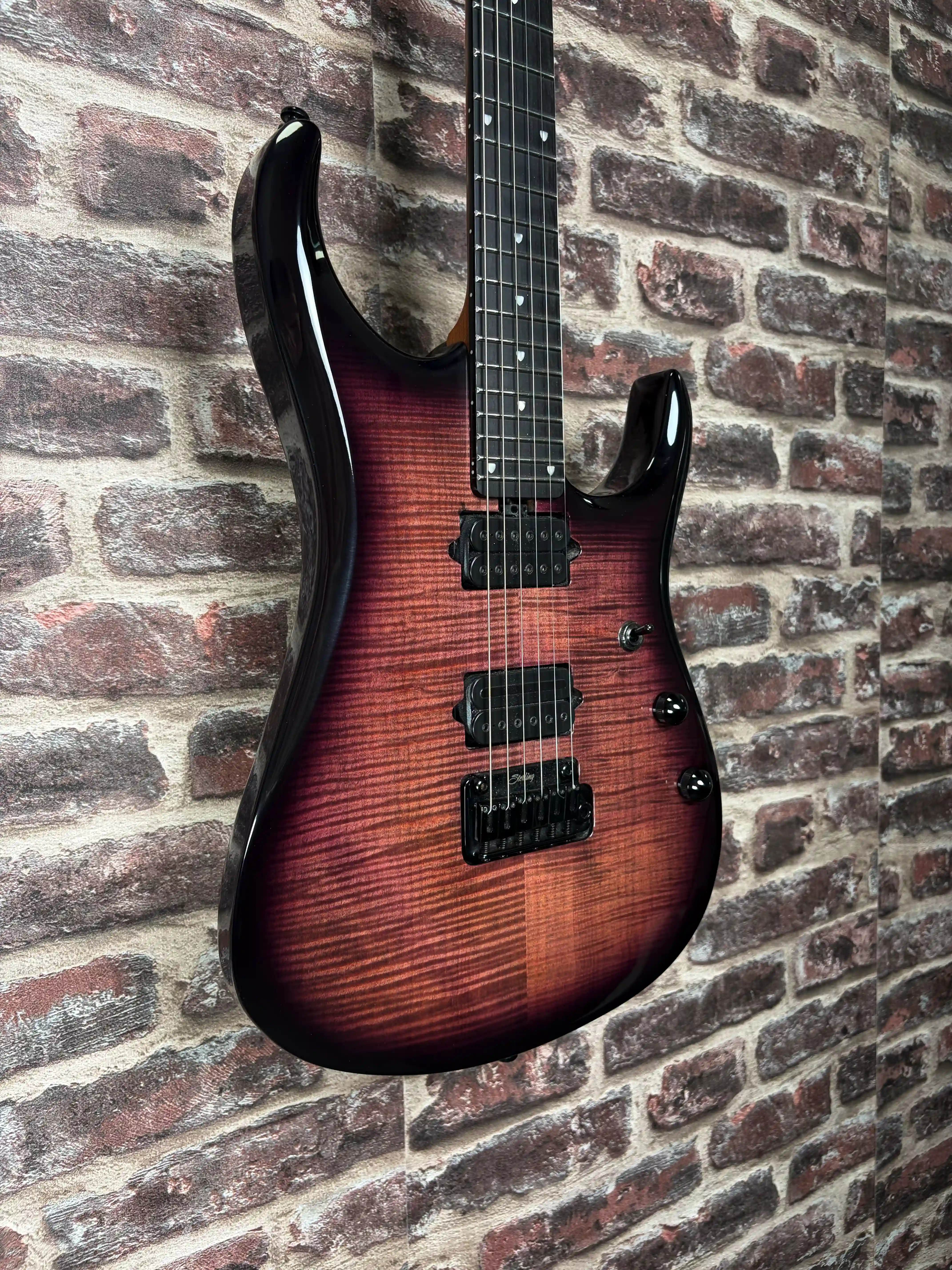 Sterling by Music Man John Petrucci JP150DFM Eminence Purple OCCASION
