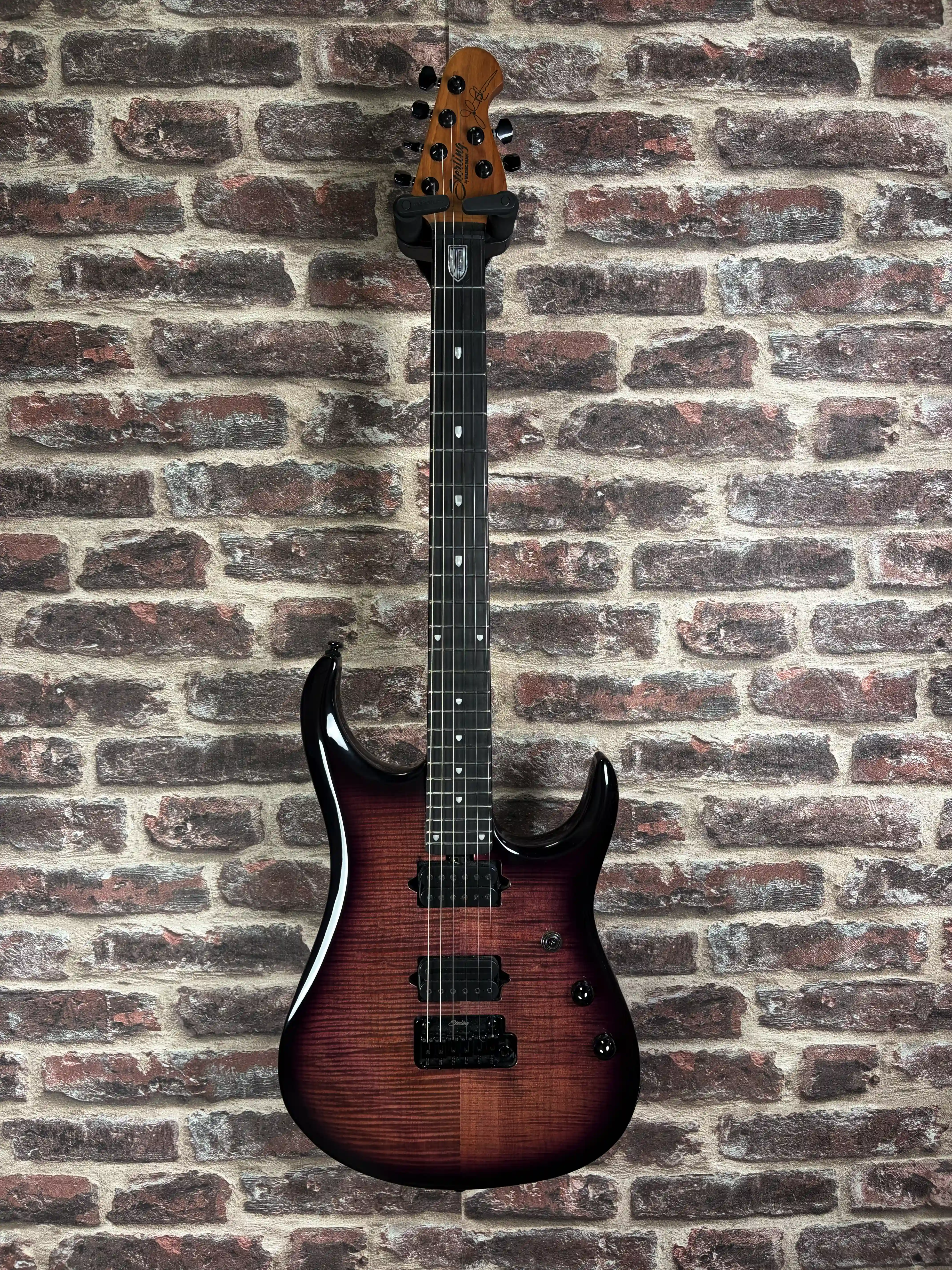 Sterling by Music Man John Petrucci JP150DFM Eminence Purple OCCASION