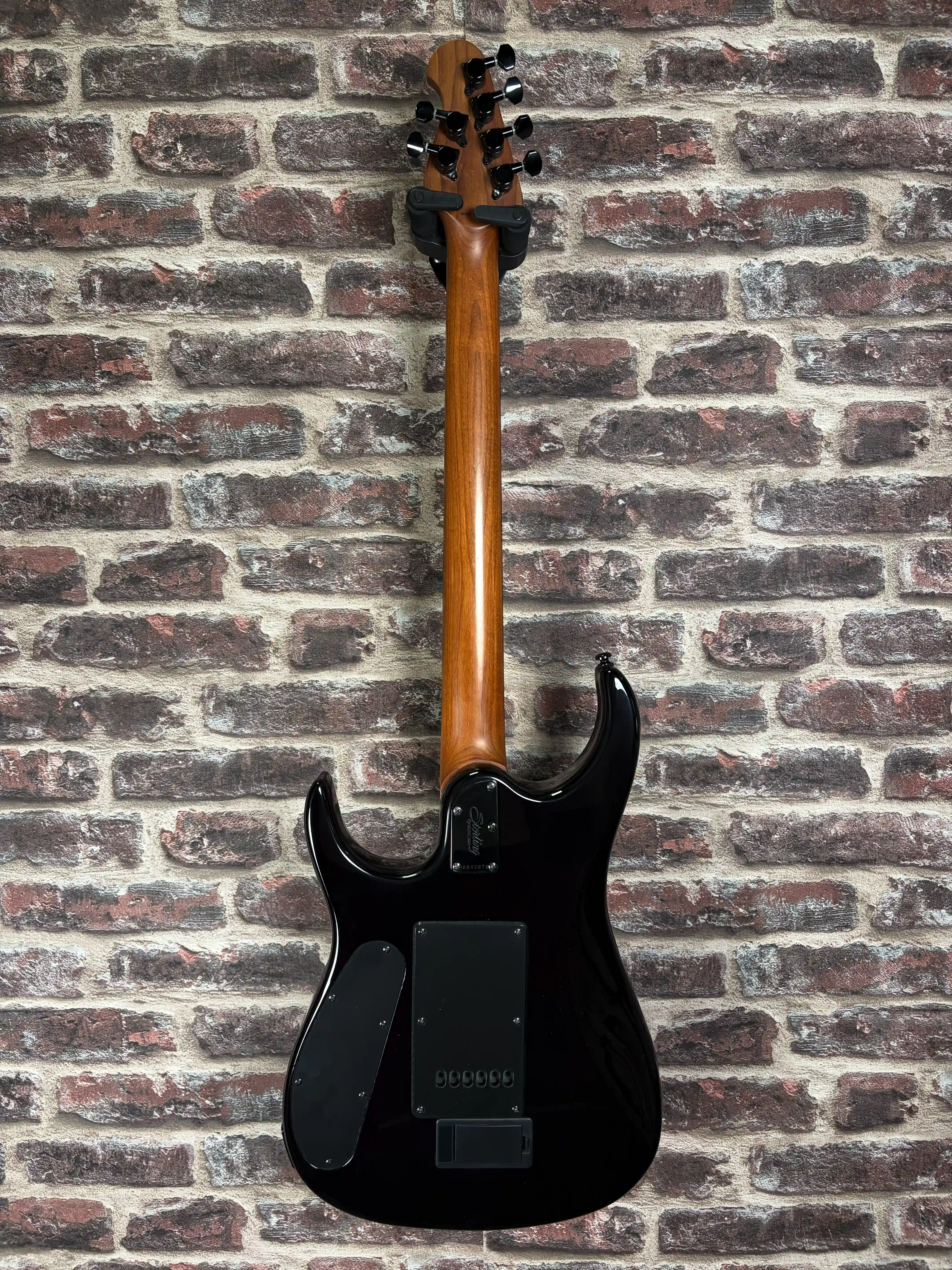 Sterling by Music Man John Petrucci JP150DFM Eminence Purple OCCASION