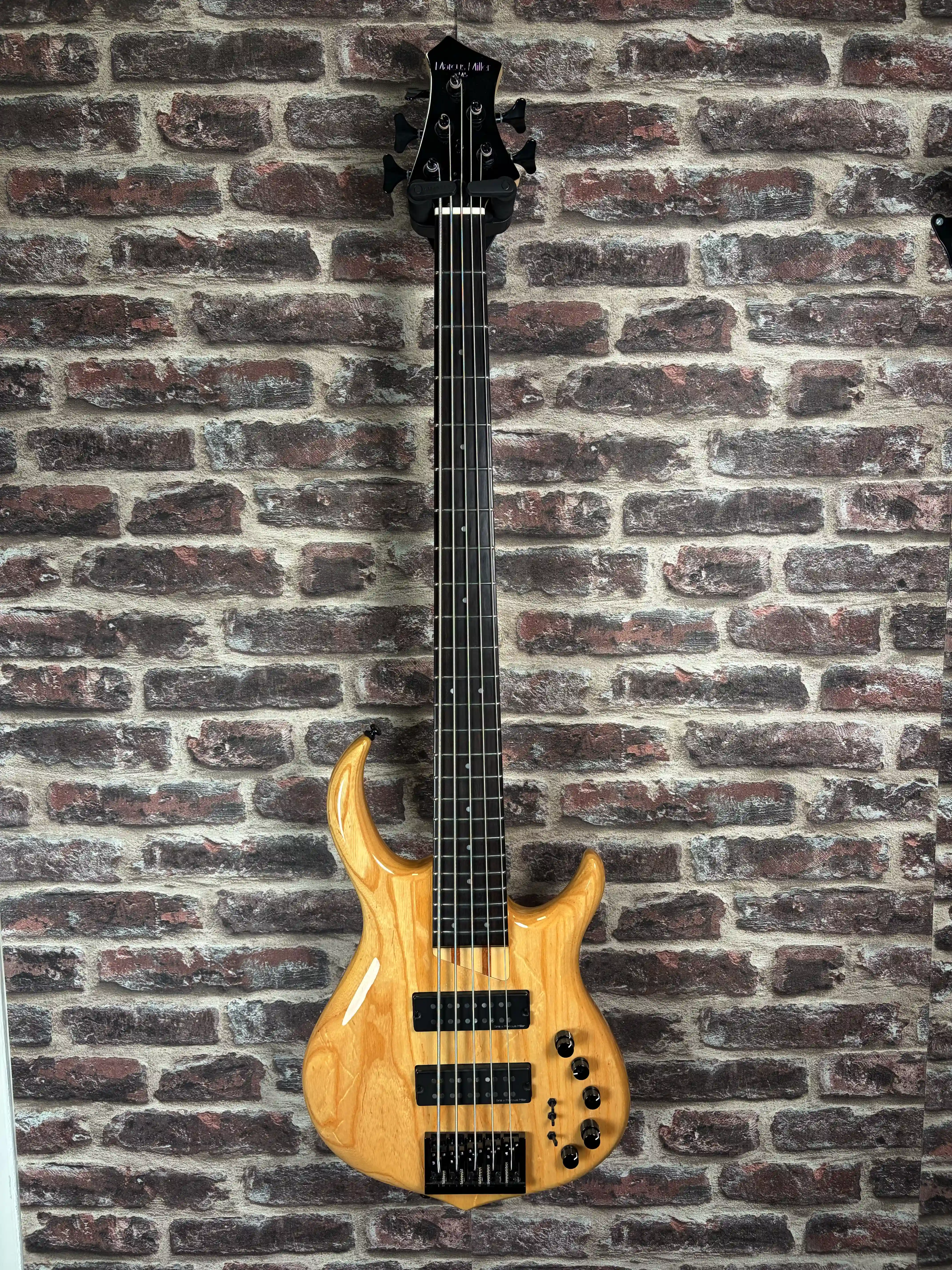 Sire Marcus Miller M5 Swamp Ash NT OCCASION