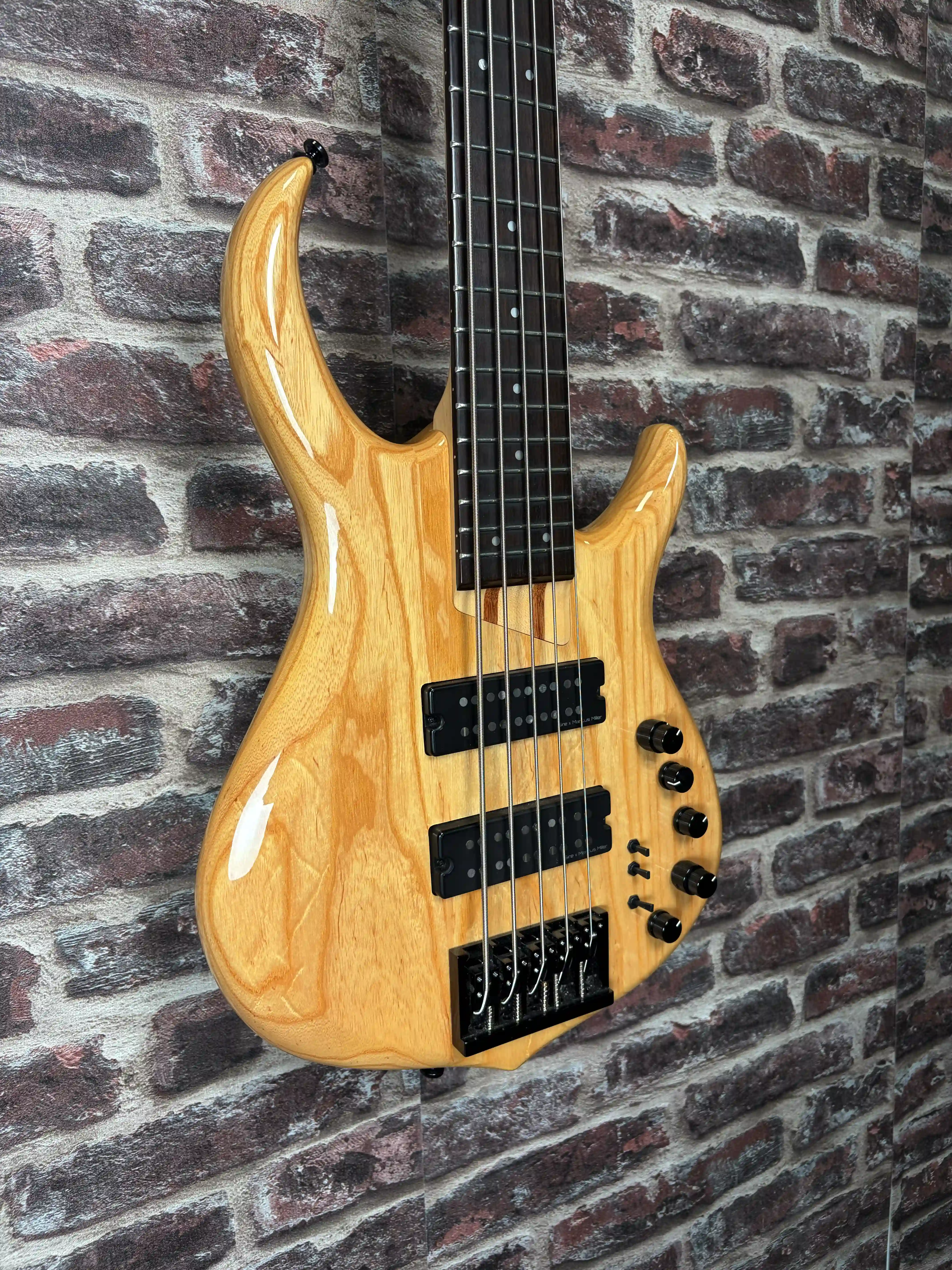 Sire Marcus Miller M5 Swamp Ash NT OCCASION