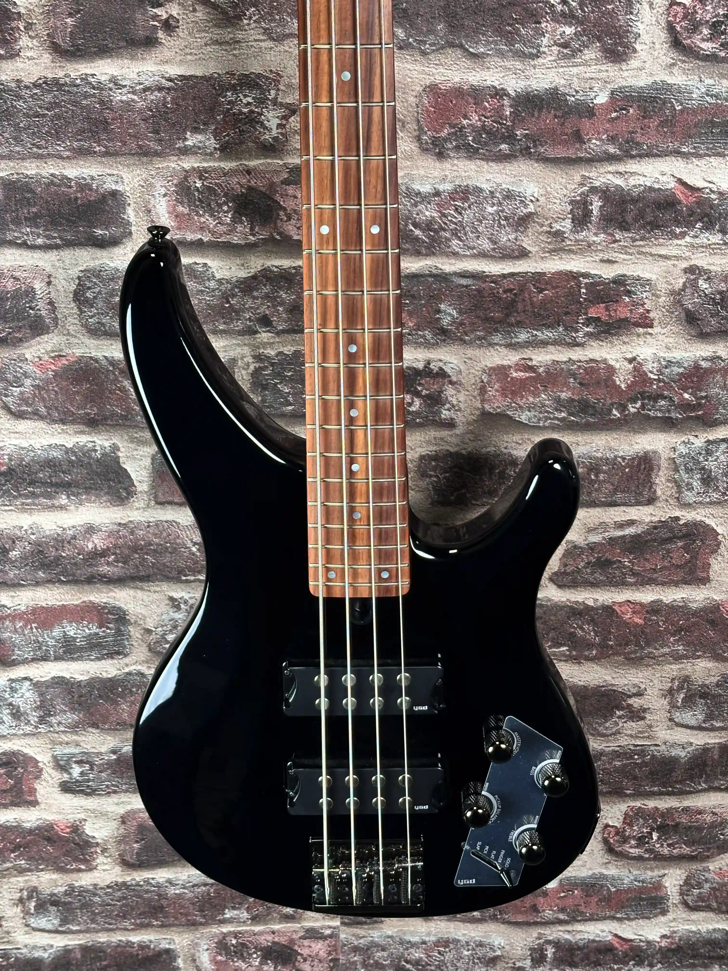 Yamaha TRBX 304 BL OCCASION