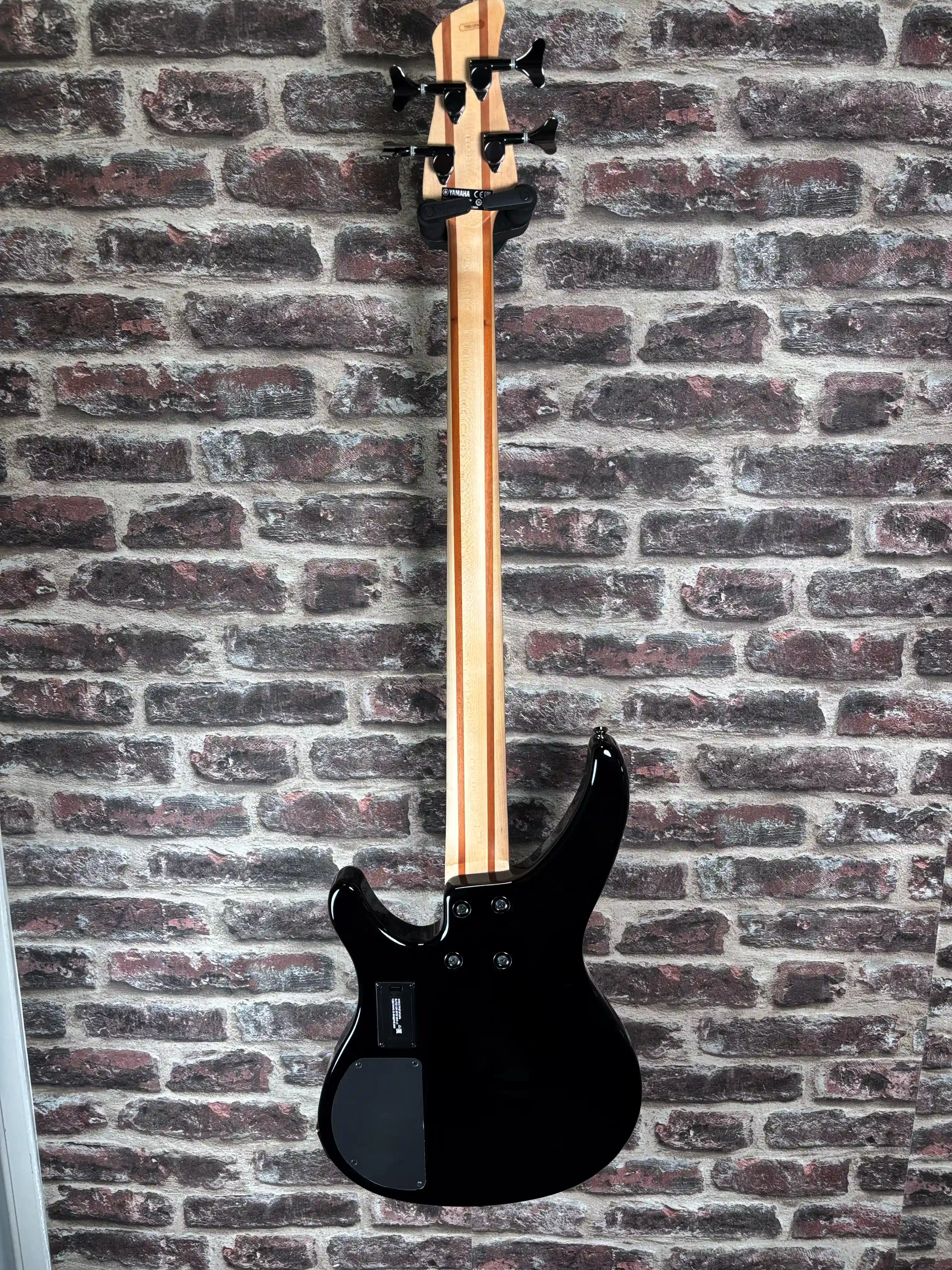 Yamaha TRBX 304 BL OCCASION