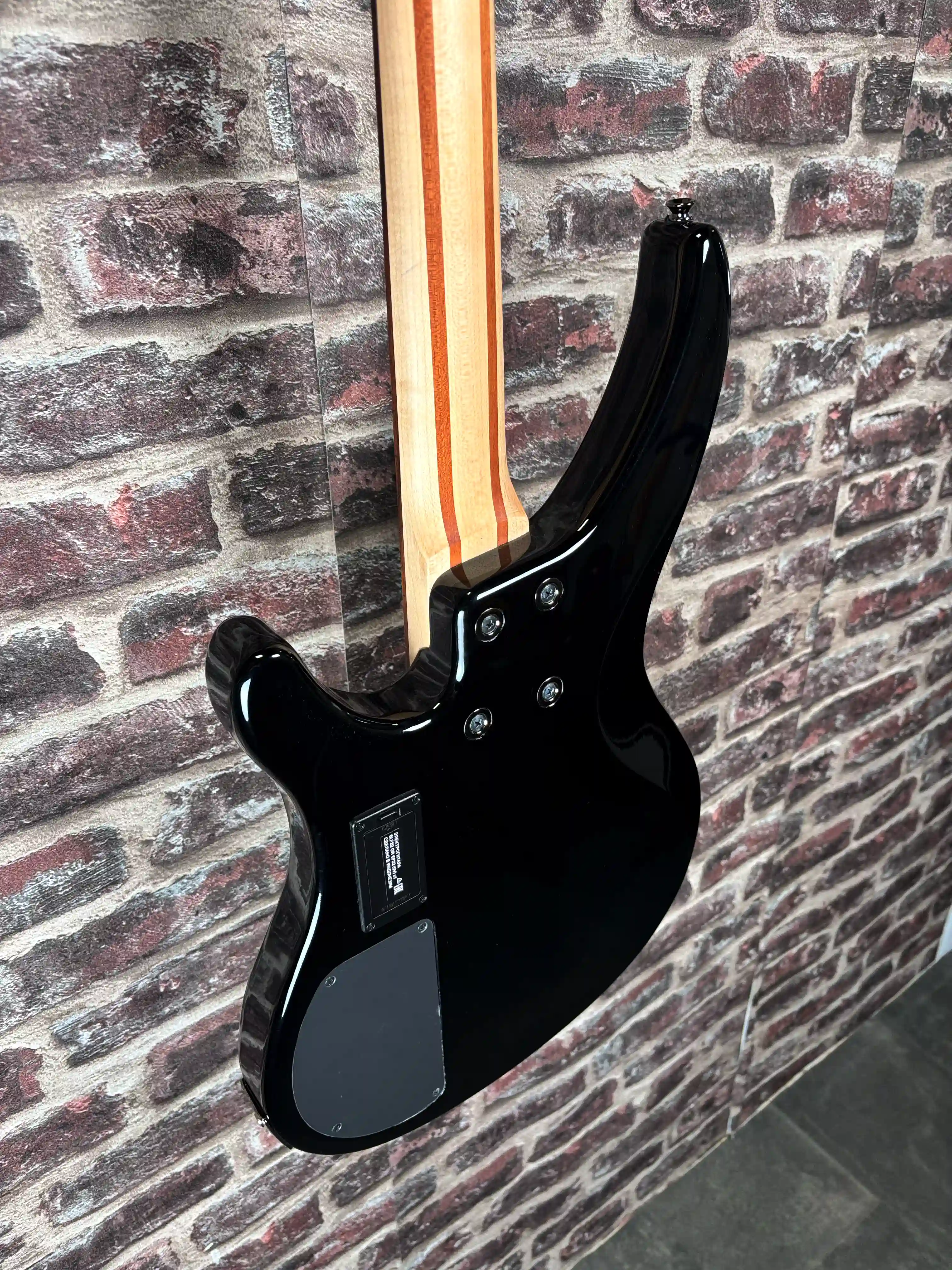Yamaha TRBX 304 BL OCCASION