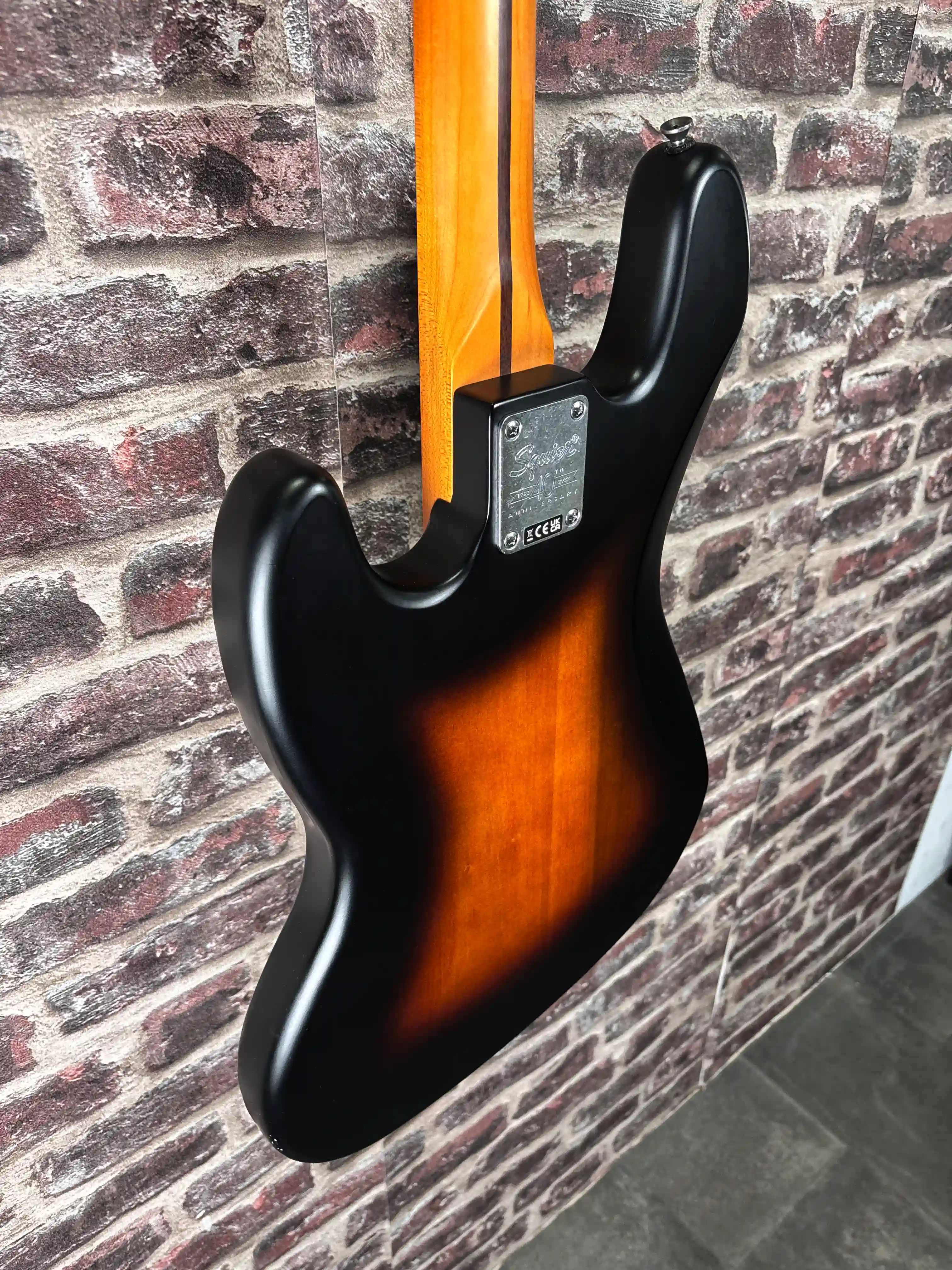 Squier Jazz Bass 40th Anniversary Vintage Ed OCCASION