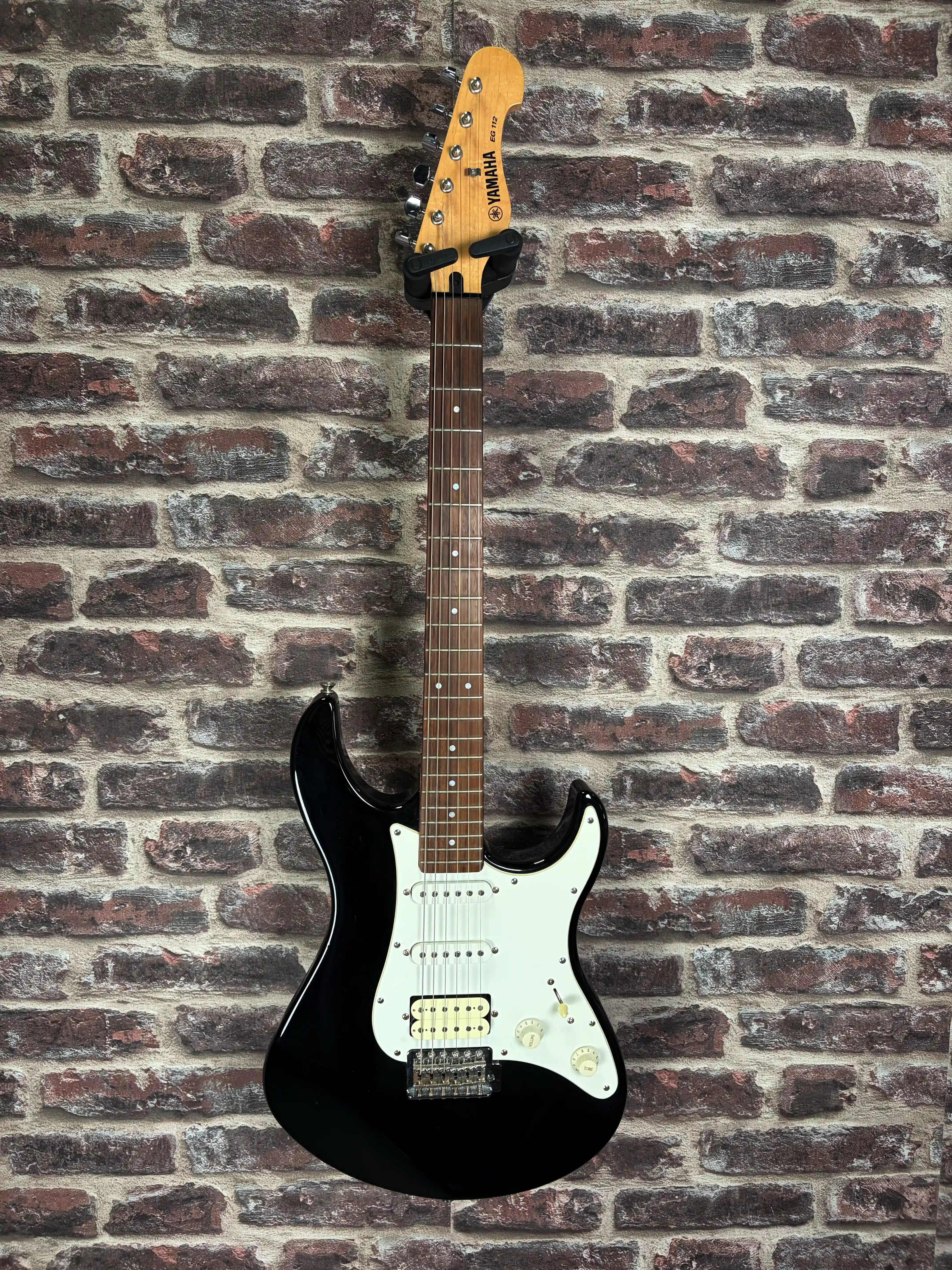 Yamaha Eg 112 Blk OCCASION