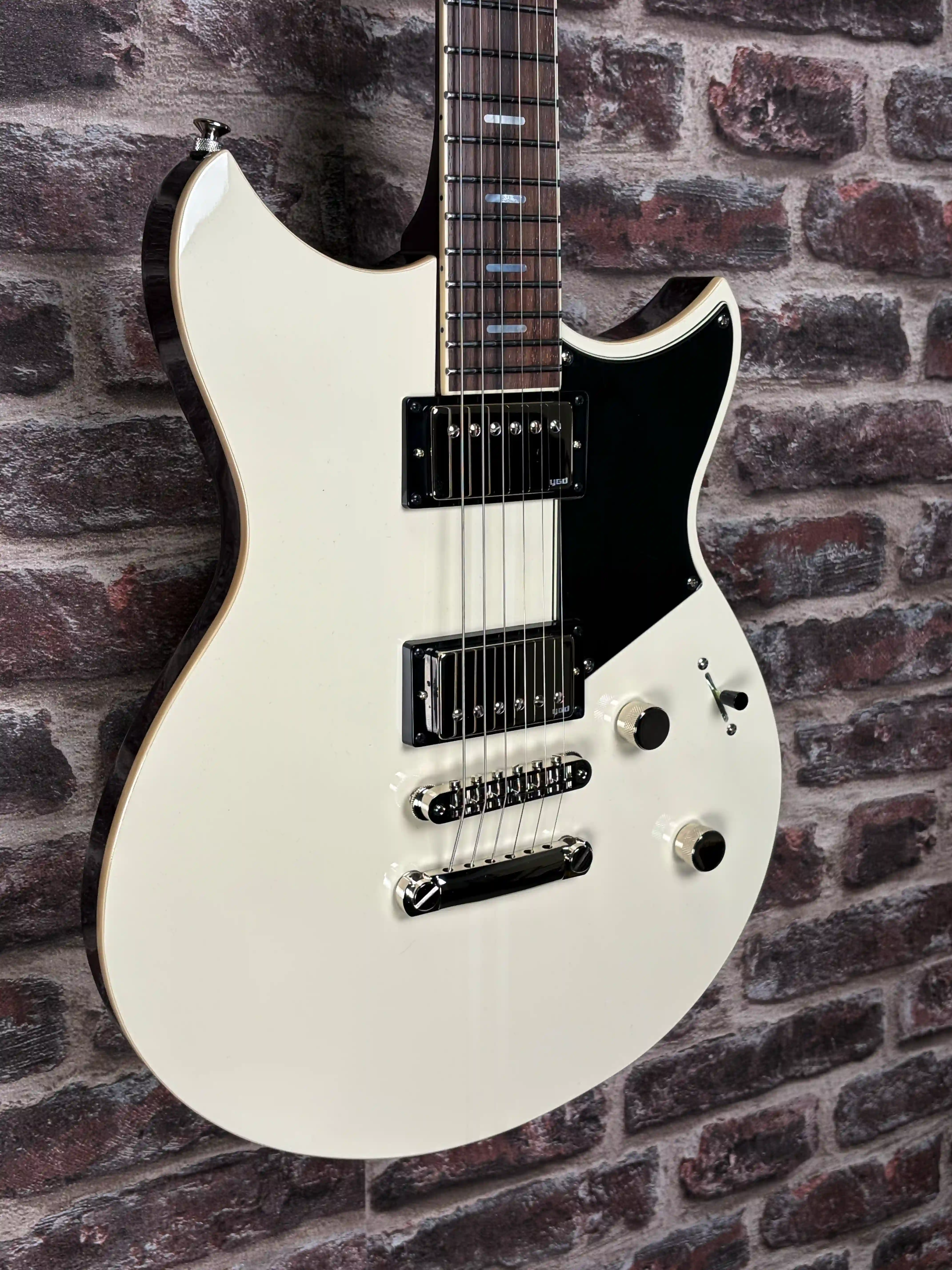 Yamaha Revstar Standard RSS20 Vintage White