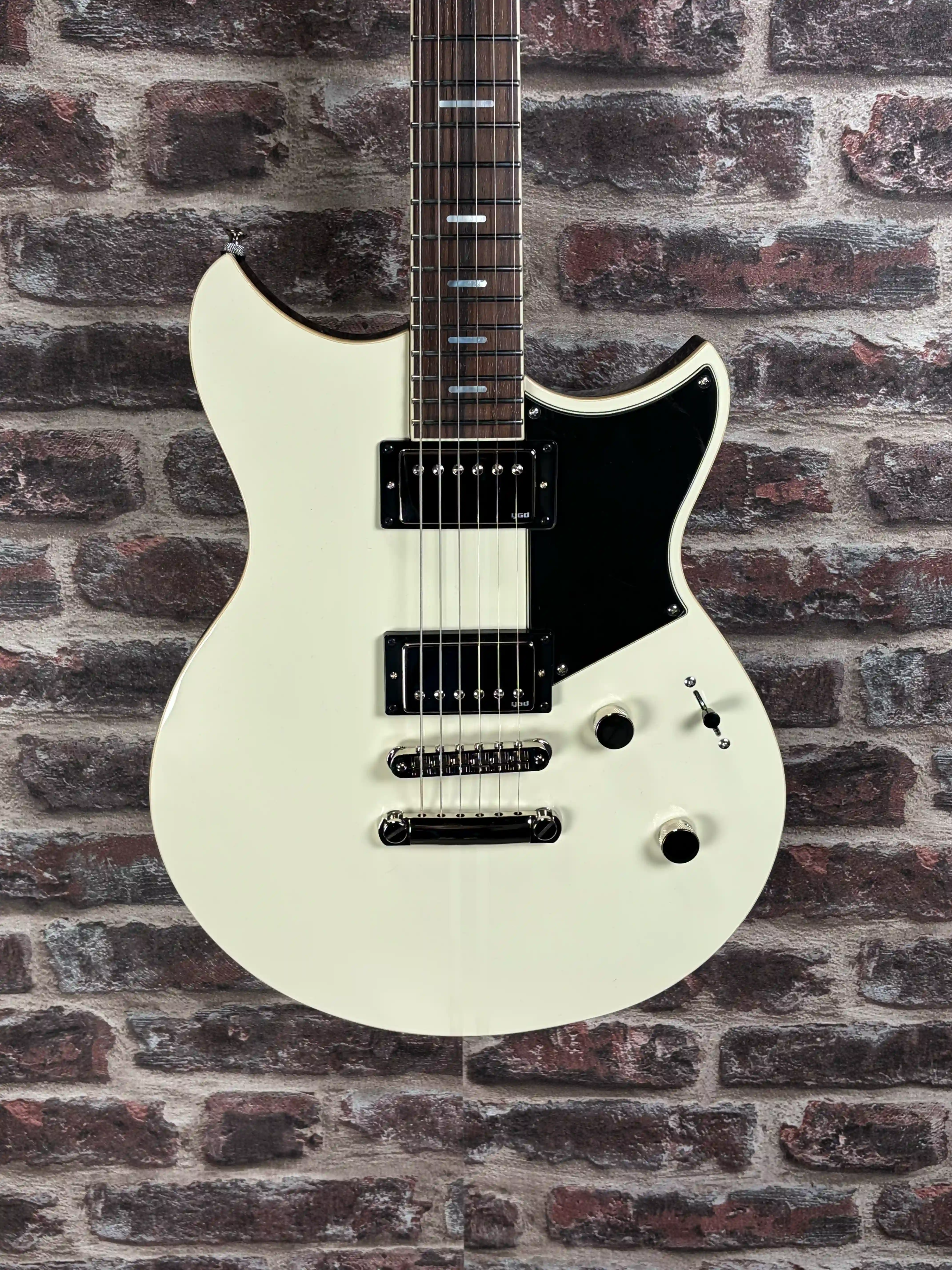 Yamaha Revstar Standard RSS20 Vintage White