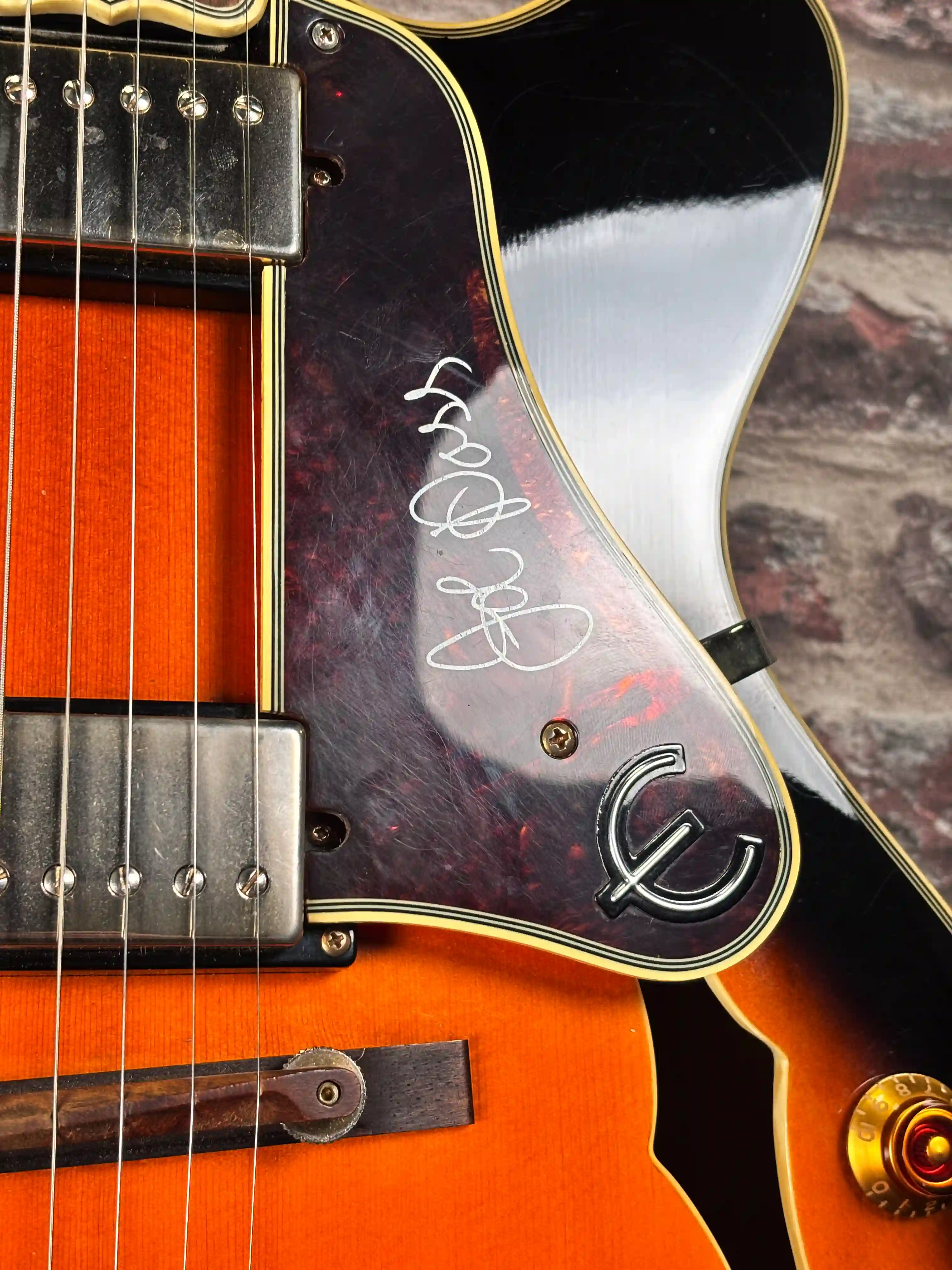 Epiphone Joe Pass Emperor II VSB OCCASION