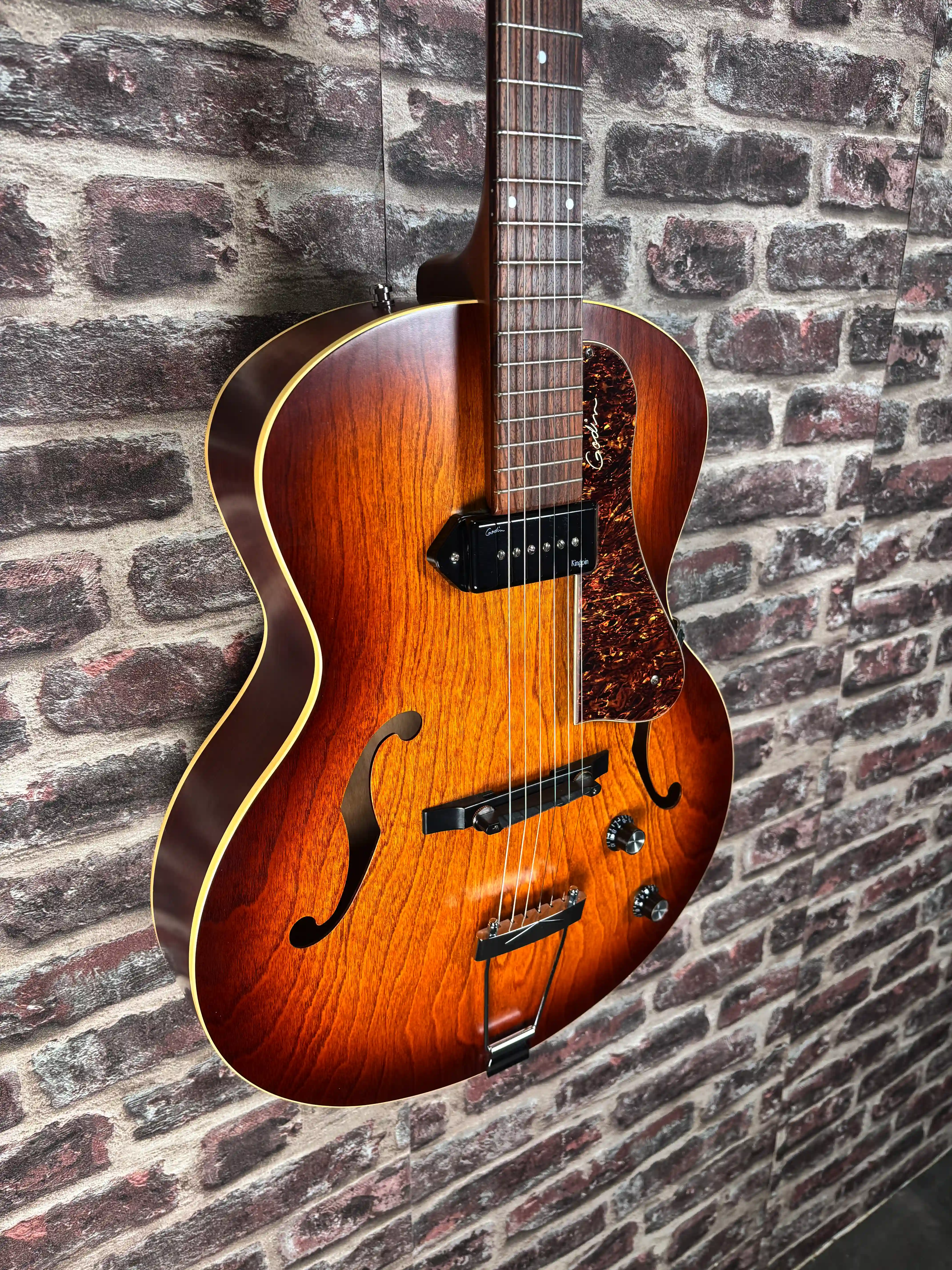 Godin 5th Avenue Kingpin P90 Cognac Burst OCCASION