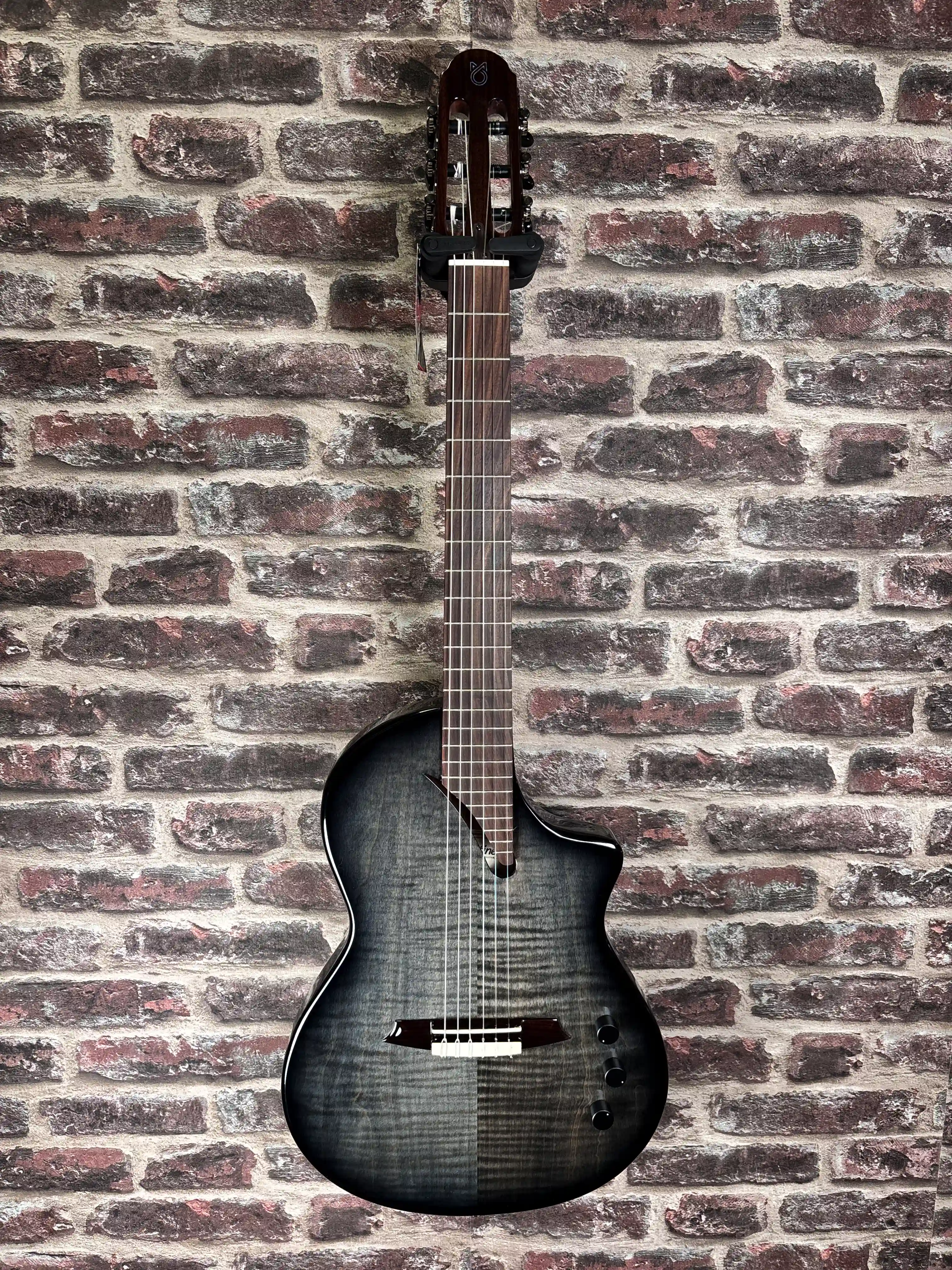 MARTINEZ Hispania TransBlack + housse