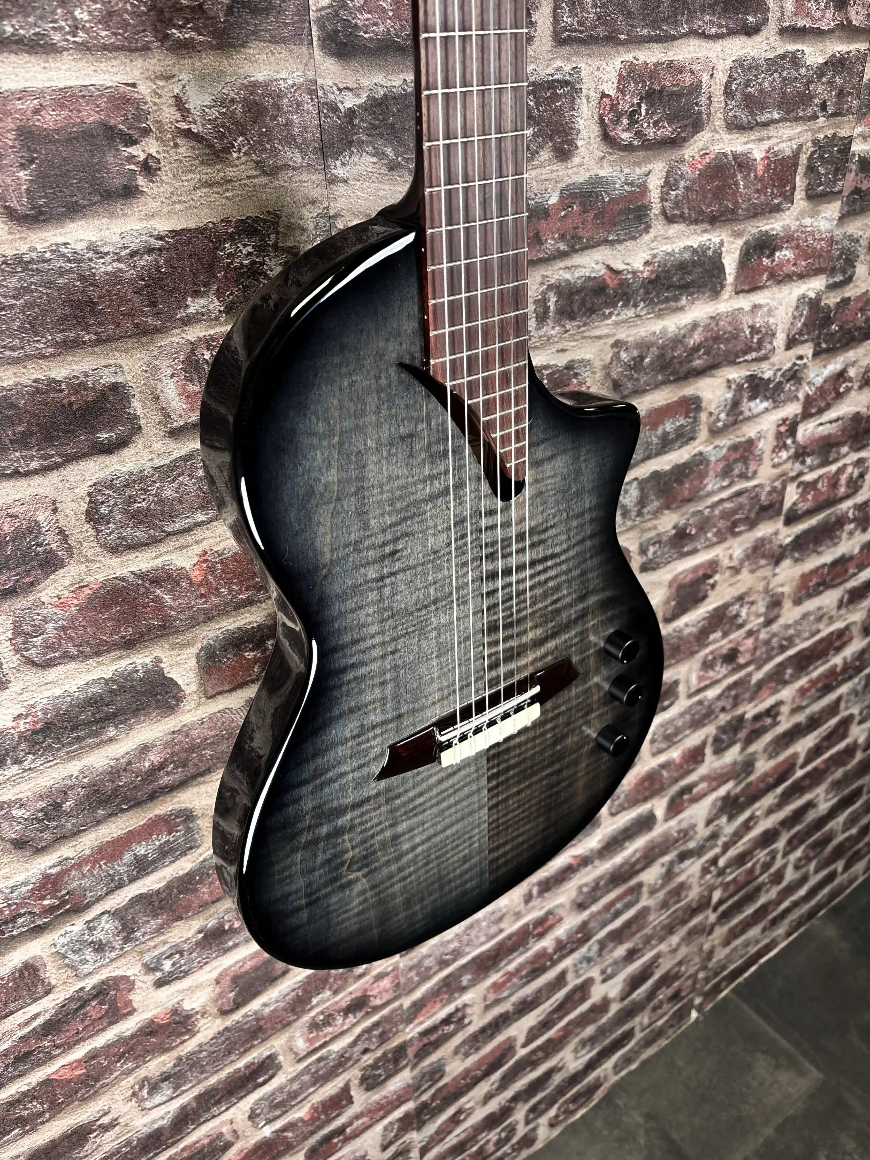 MARTINEZ Hispania TransBlack + housse