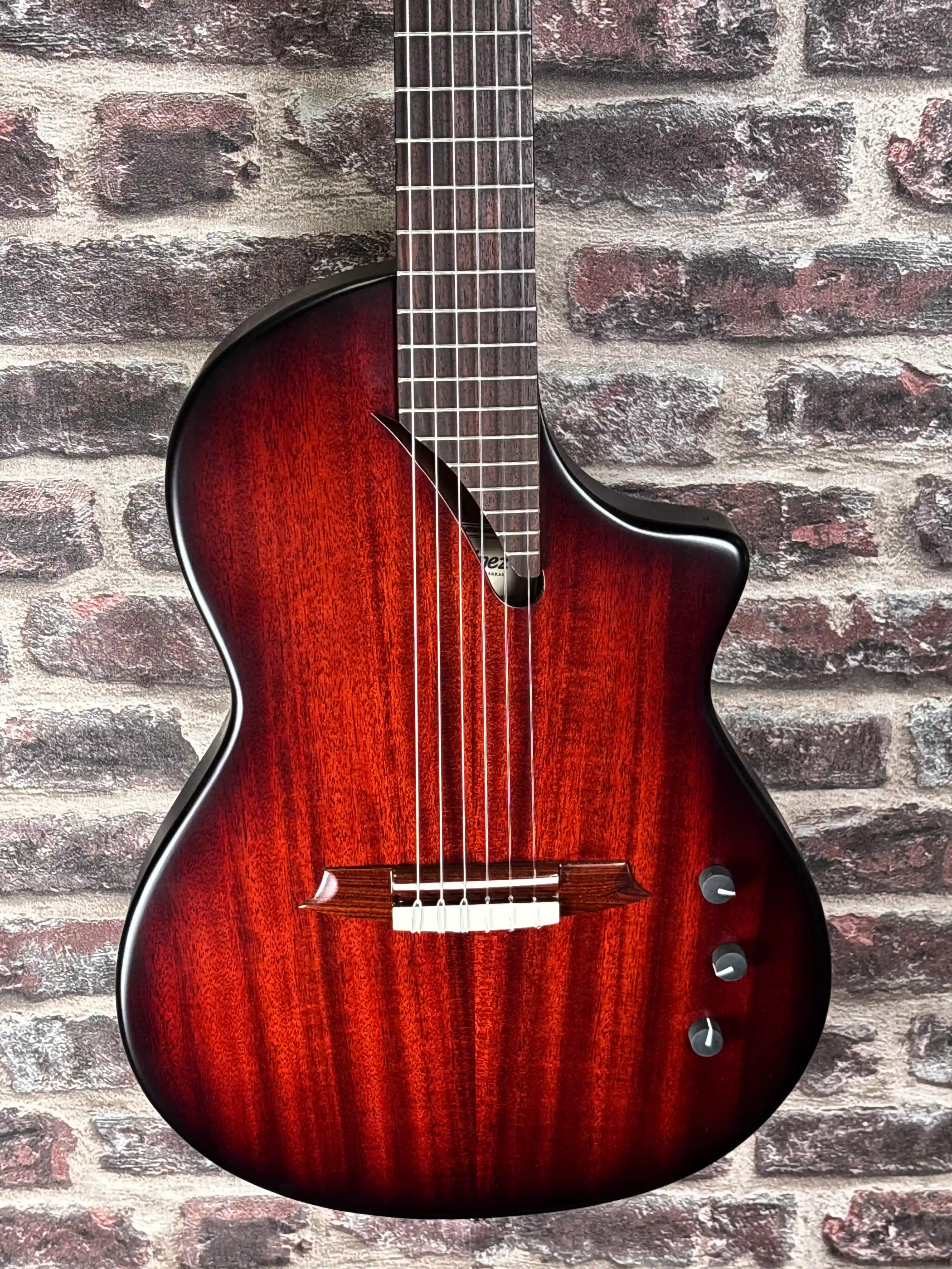 Martinez Hispania Cognac + housse