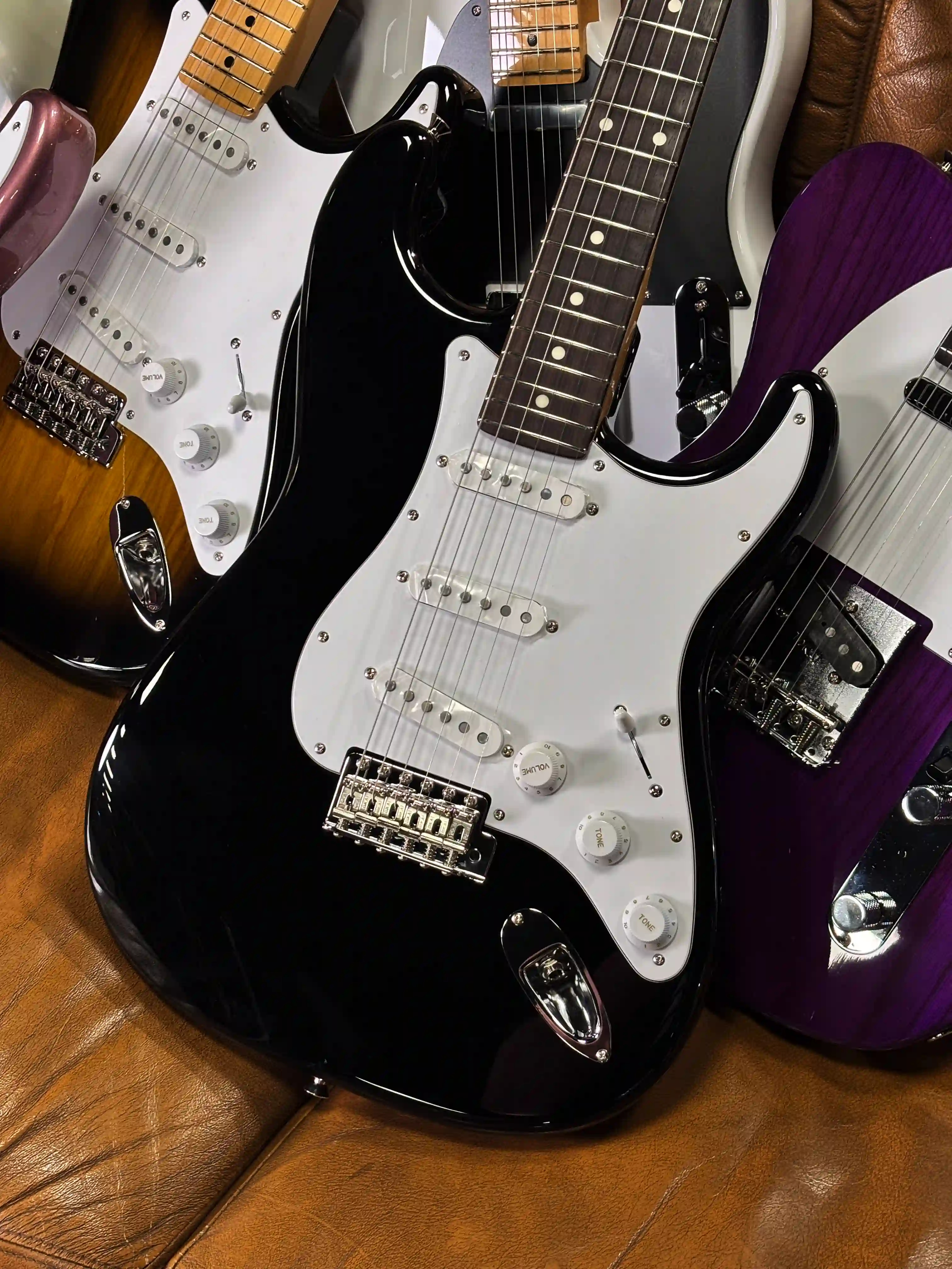 Tokai AST‑101/R Black Beauty