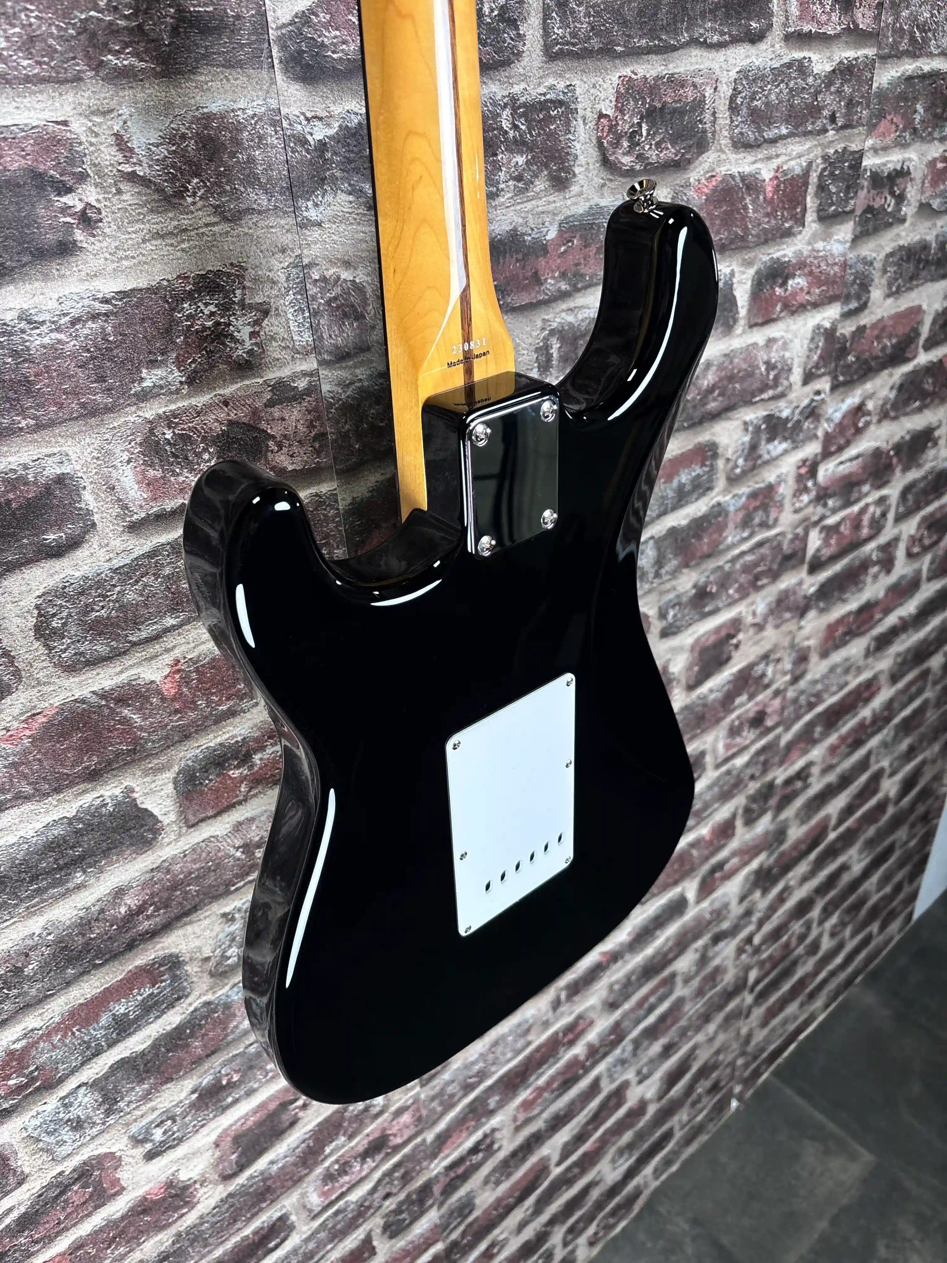 Tokai AST‑101/R Black Beauty
