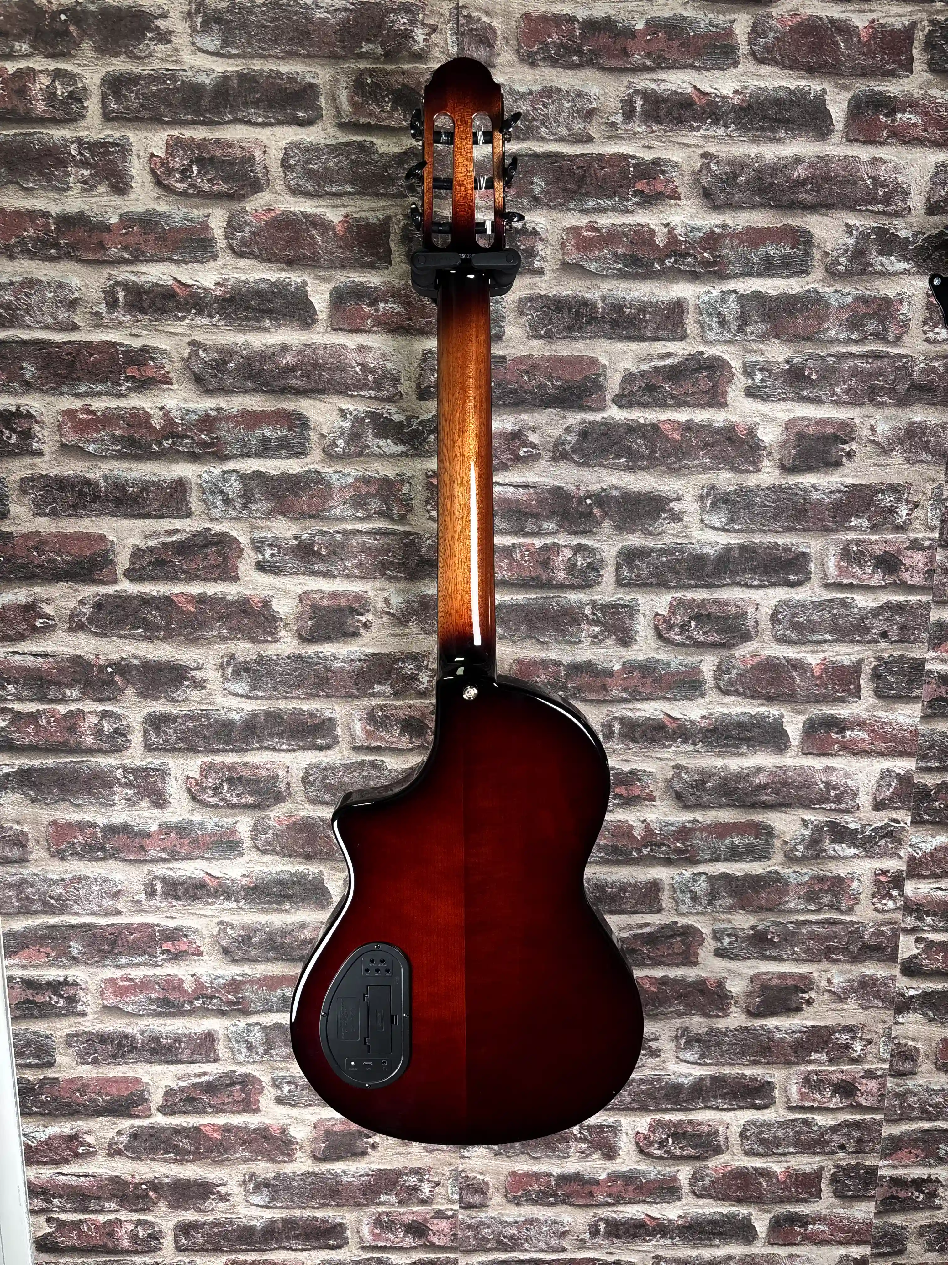 Martinez Hispania Figured avec housse