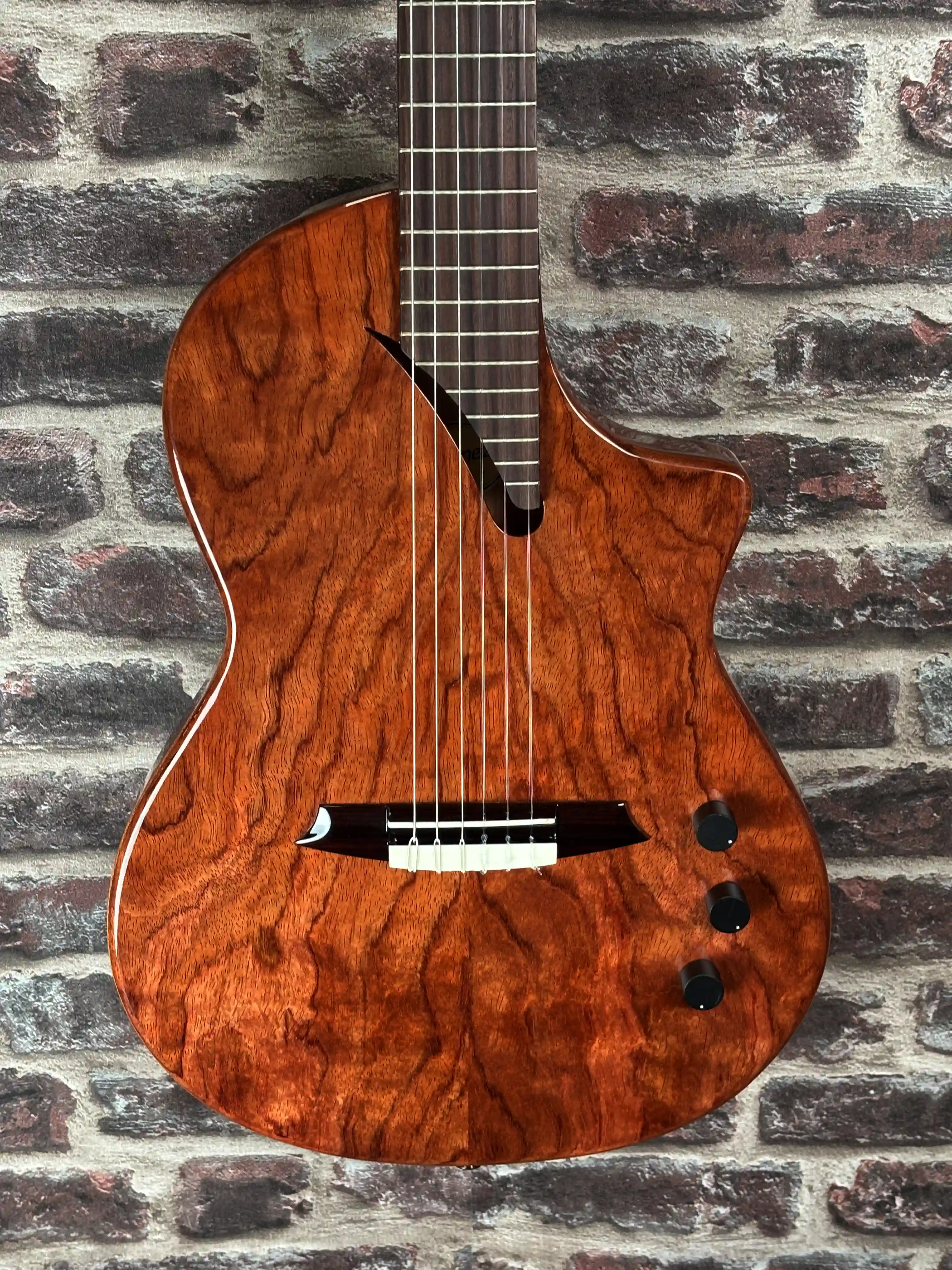 Martinez Hispania Figured avec housse