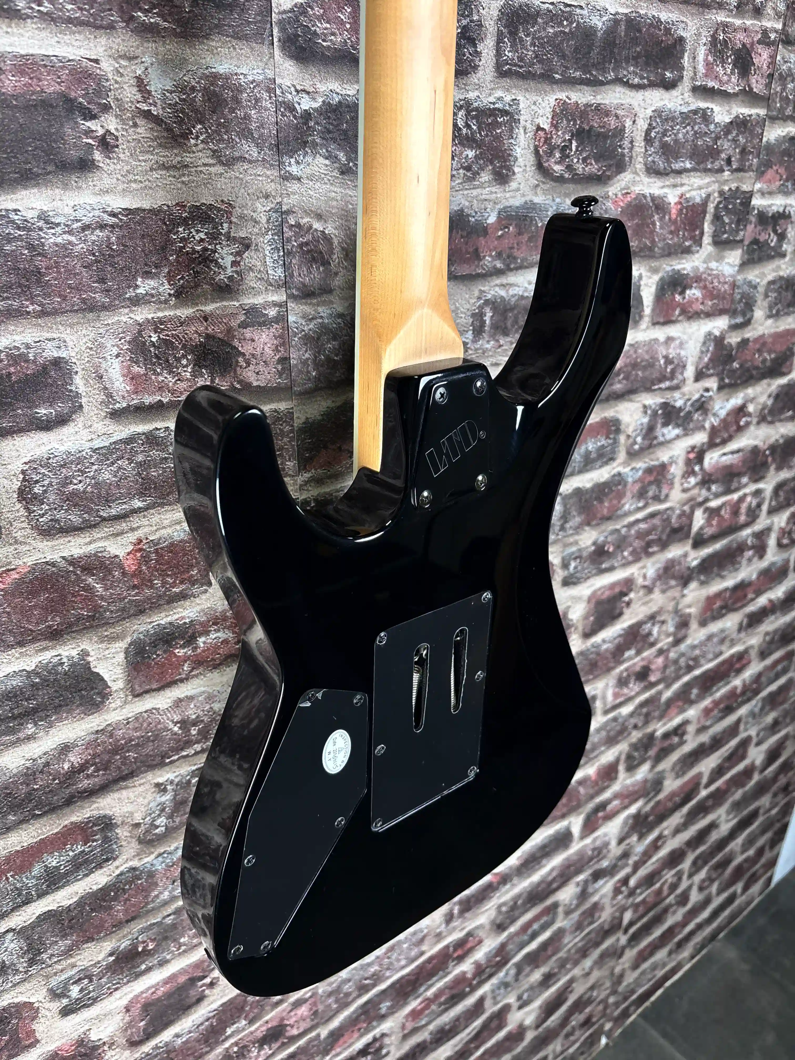 LTD M-200 Black OCCASION