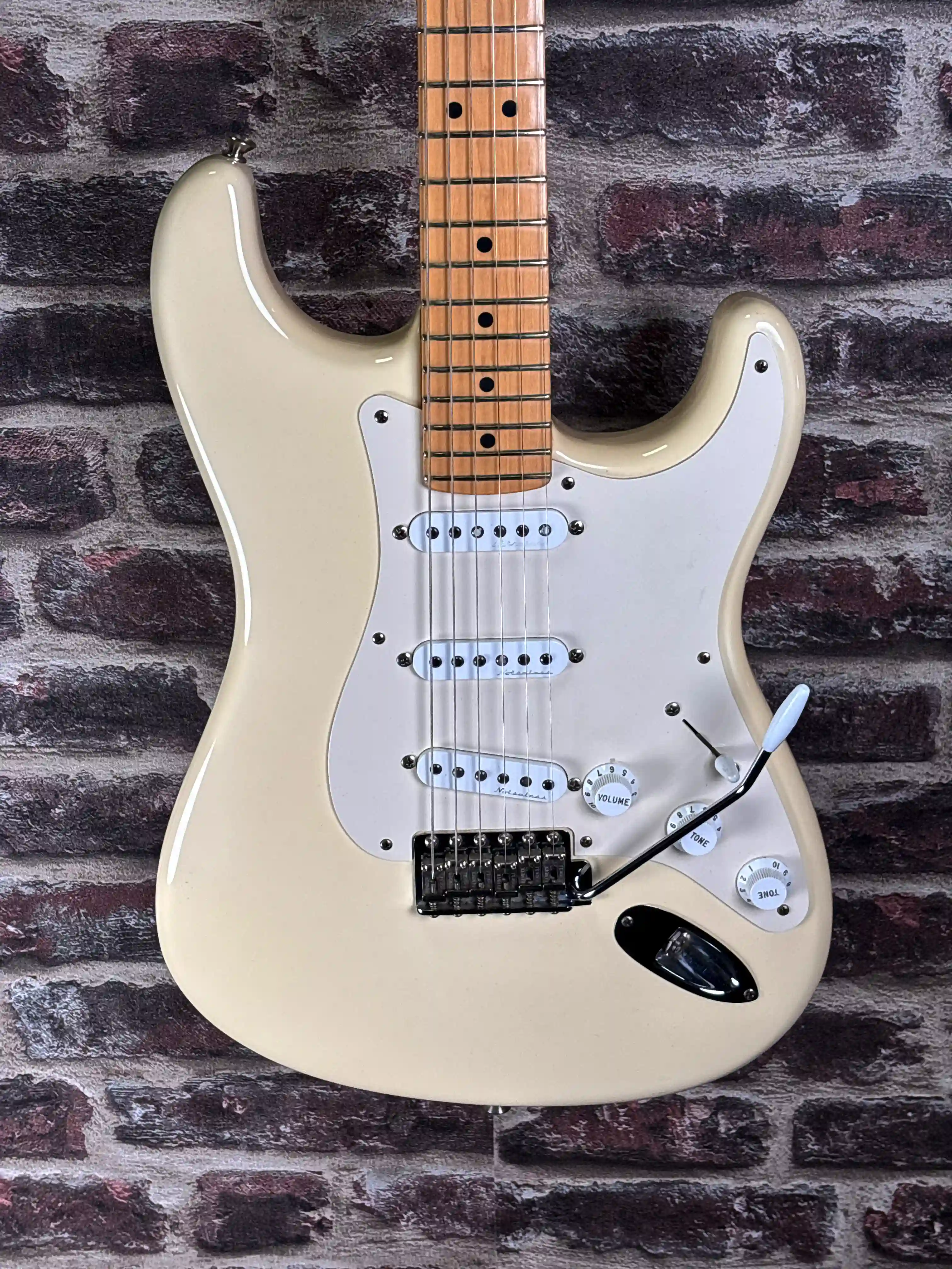 FENDER CLAPTON STRATOCASTER OWT 2003 OCCASION