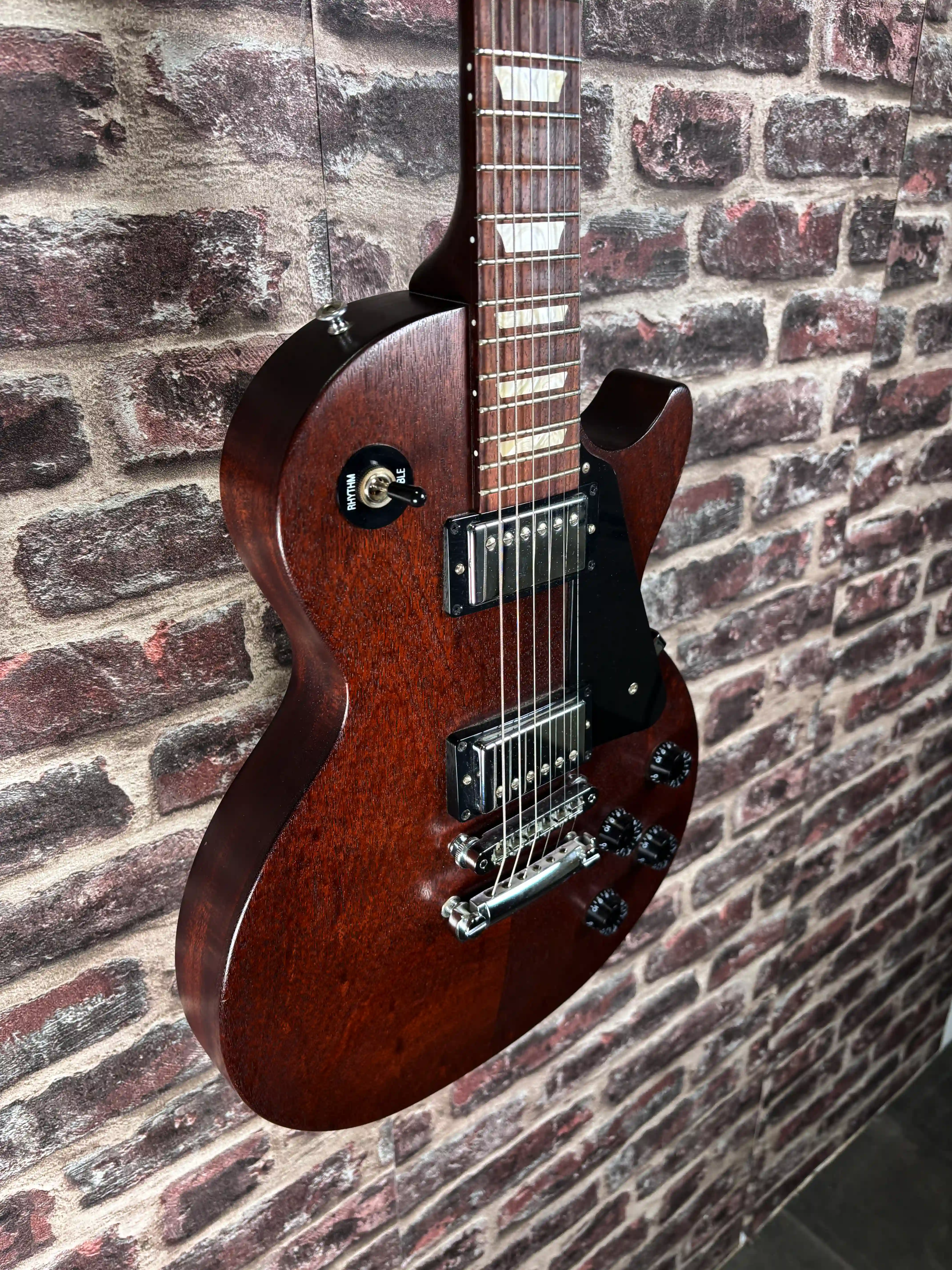 Gibson Les paul Studio Faded Worn Brown 2010 OCCASION