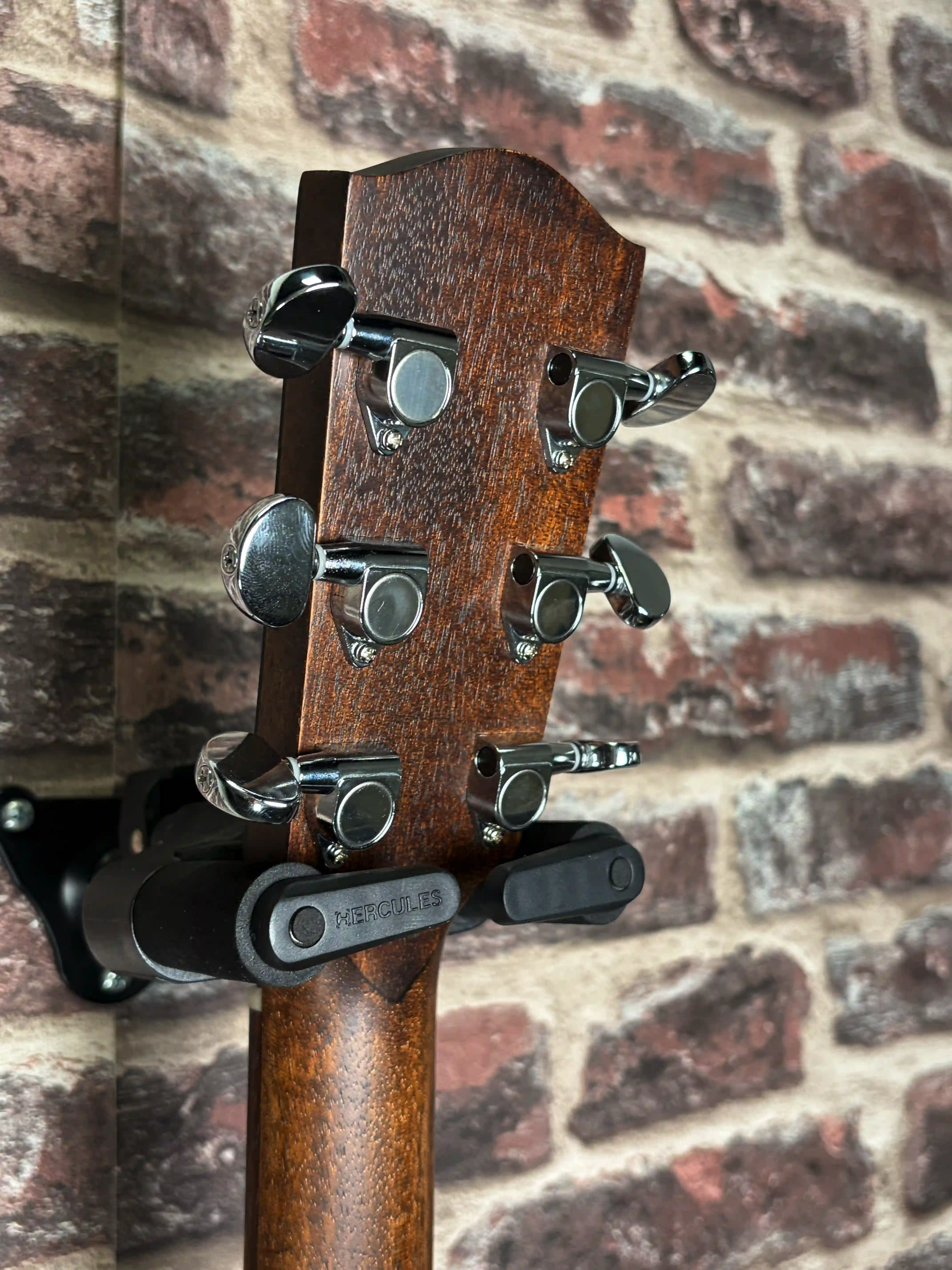 Eastman PCH2‑GACE‑BK