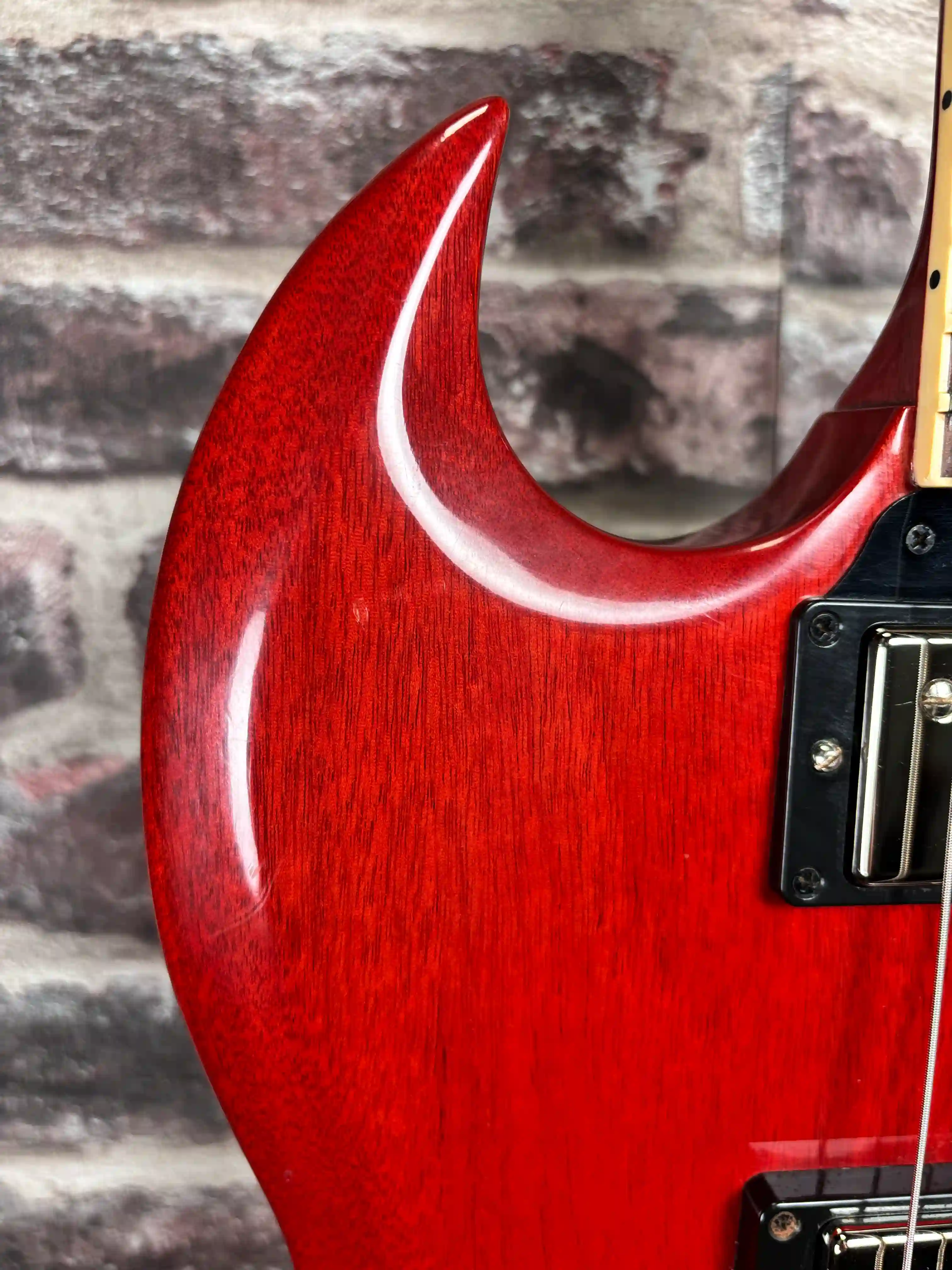 Gibson SG Standard 61's Maestro Vibrola Cherry OCCASION