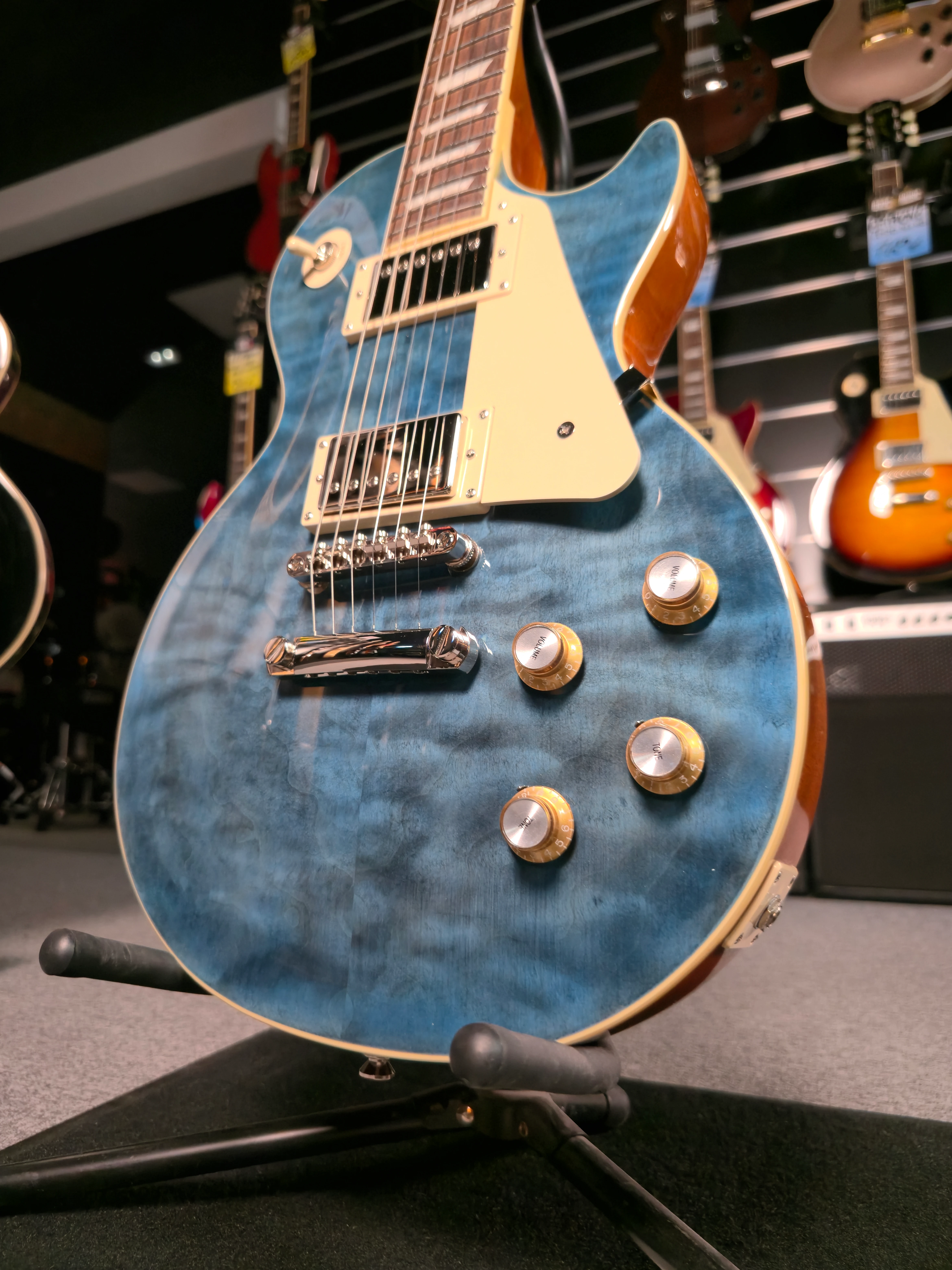 Epiphone Les Paul Standard 60s Quilt Top Translucent Blue édition limitée