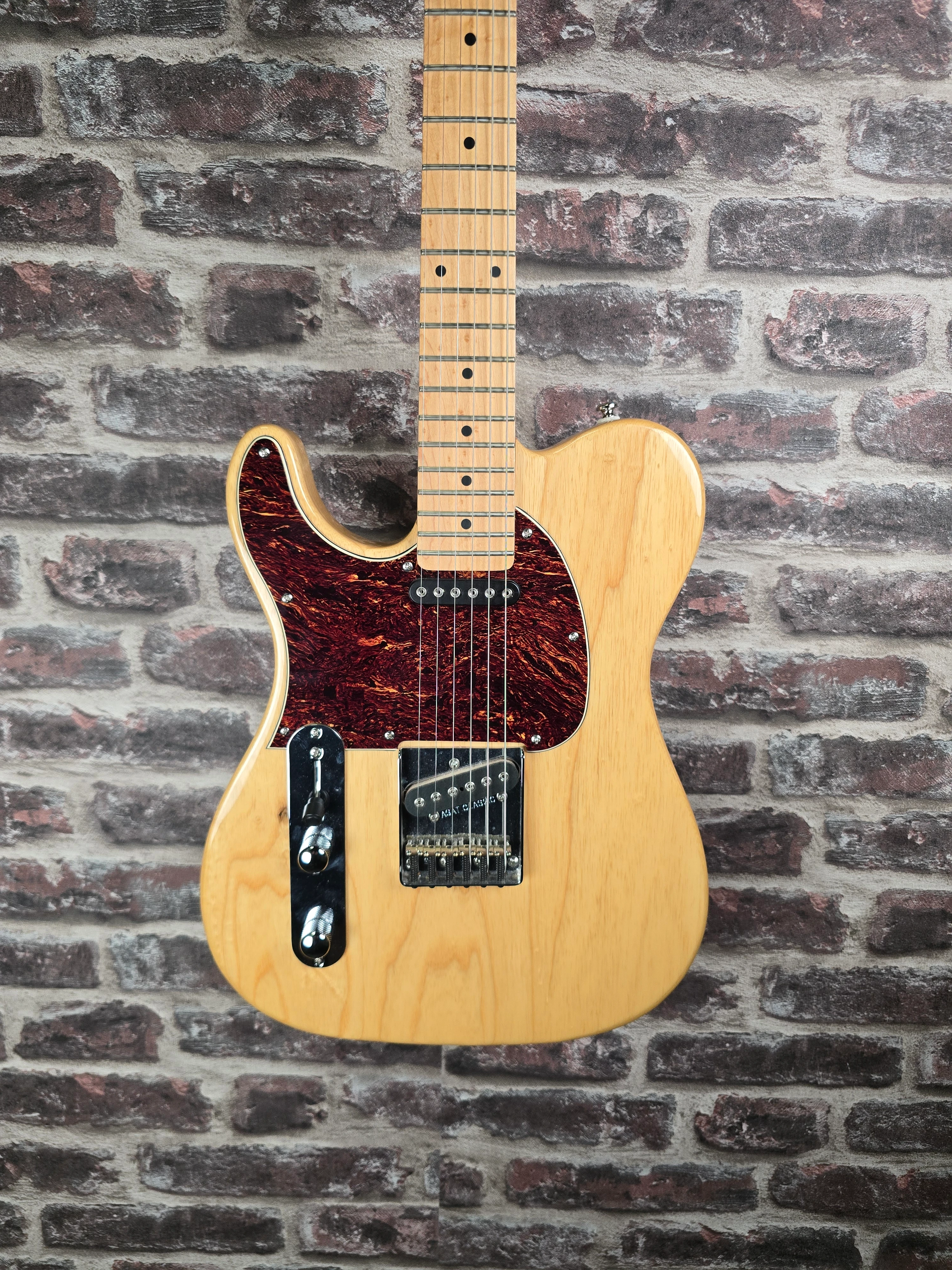 G&L Asat Tribute Nat LH OCCASION