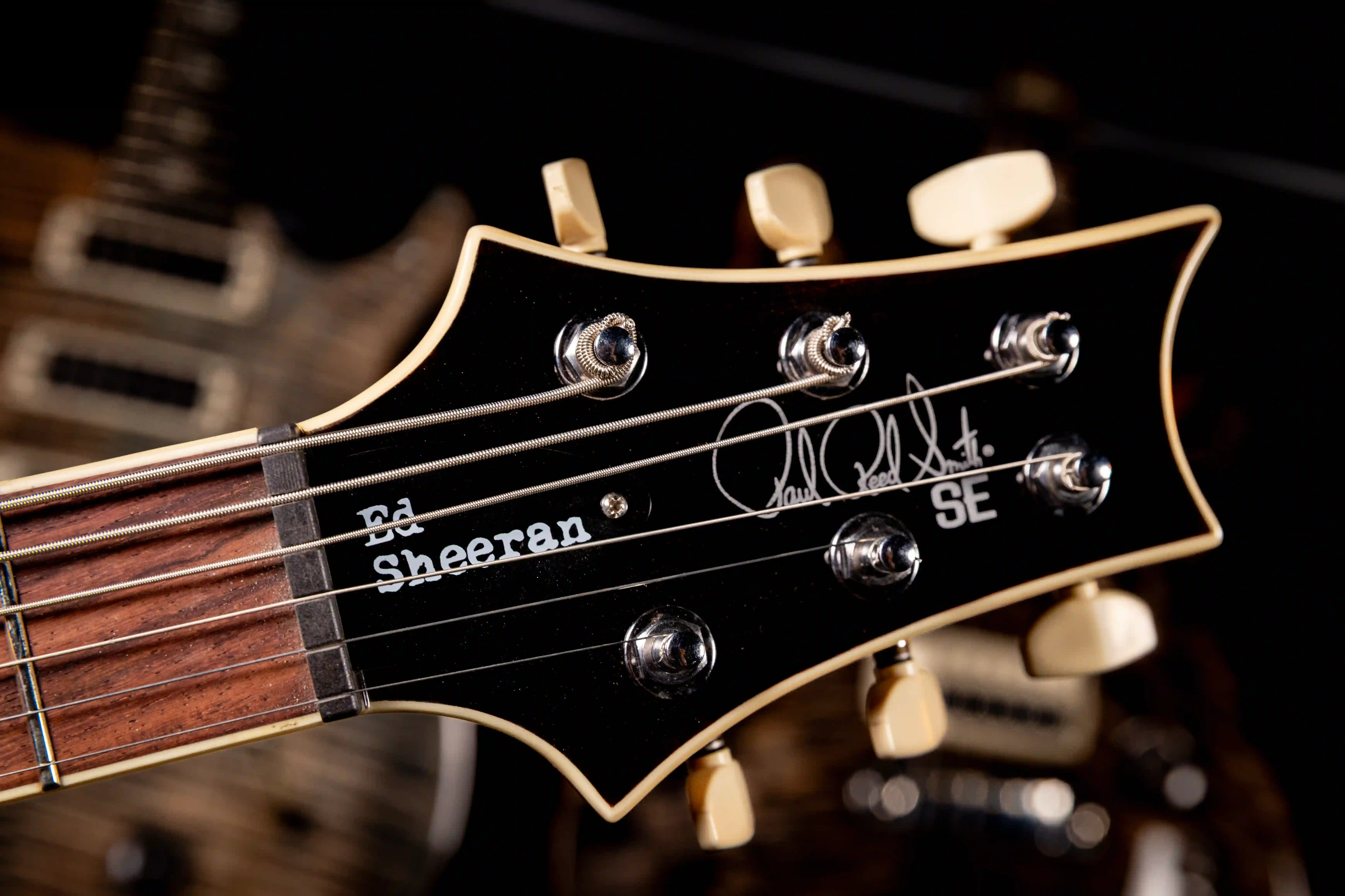PRS SE Ed Sheeran Pink Ombre Piezzo Baritone Hollowbody