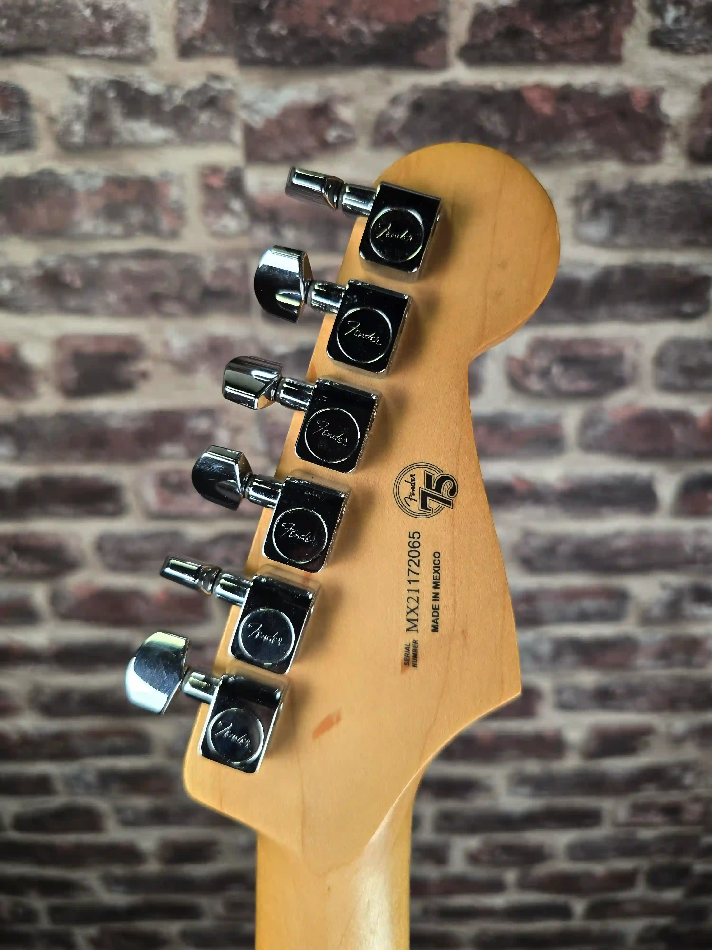 Fender Player Stratocaster Gaucher Manche Érable 3‑Color Sunburst OCCASION