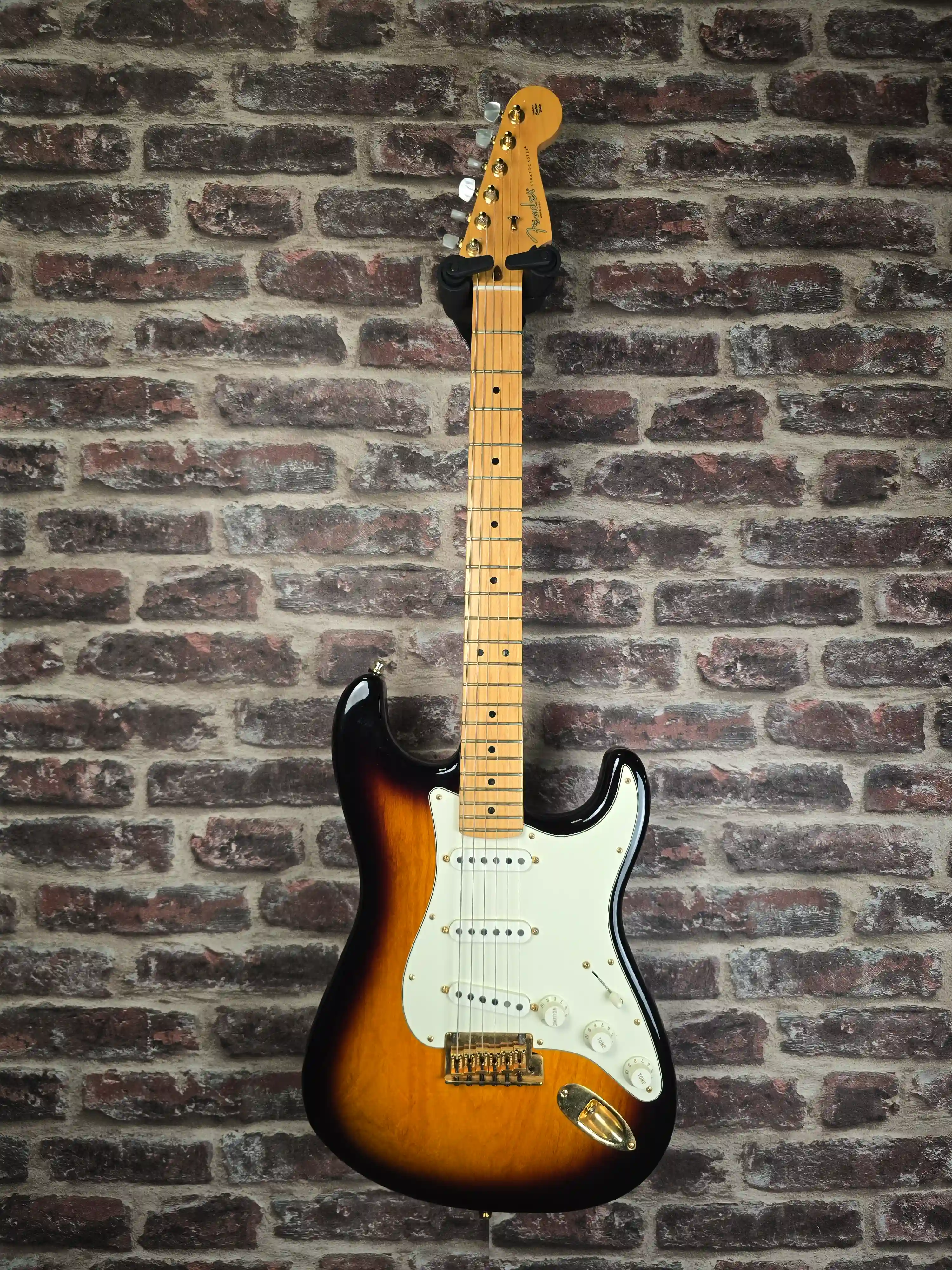 Fender 60th Anniversary Commemorative Stratocaste (2014) OCCASION
