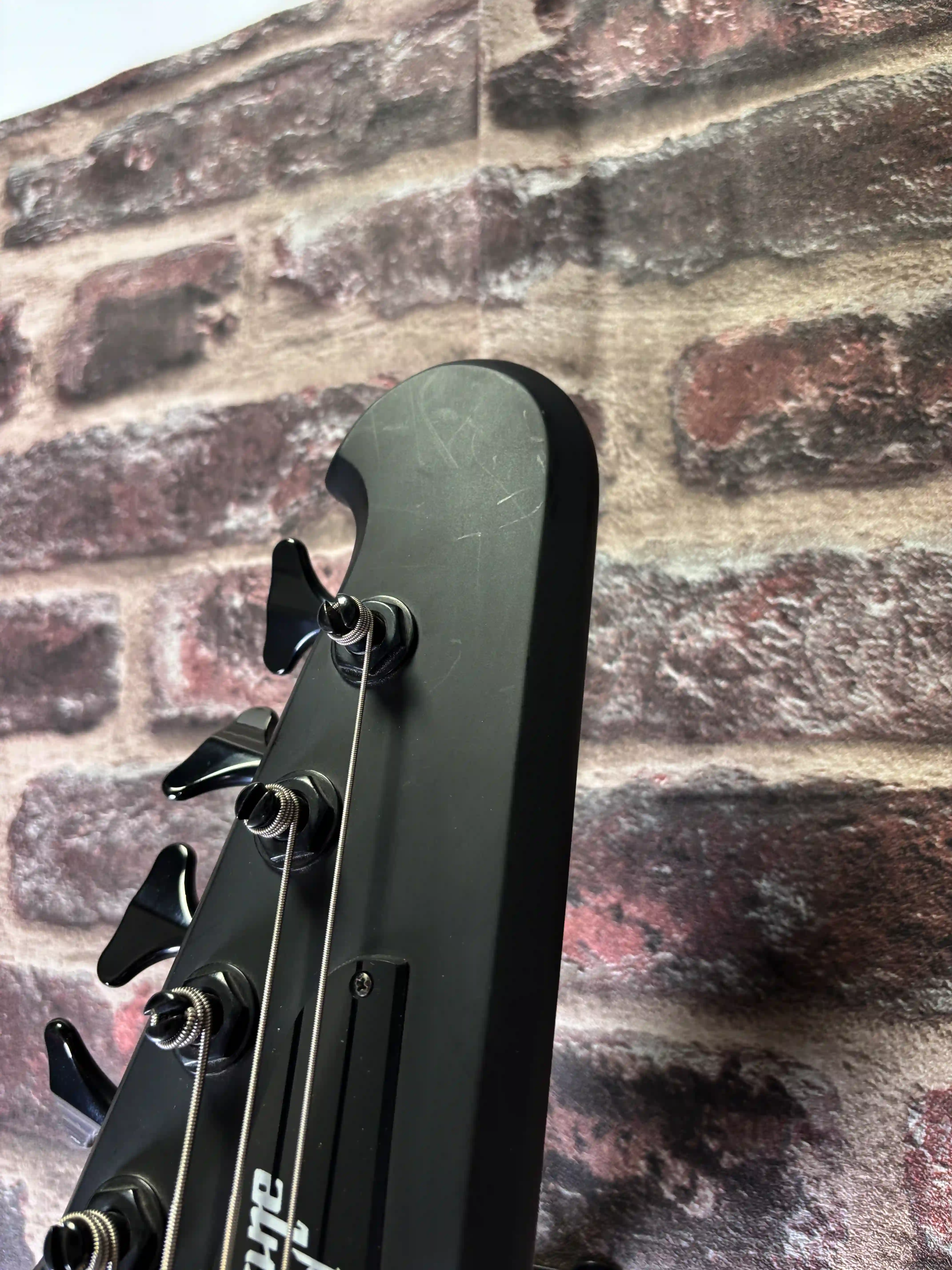 Epiphone Nikki Sixx Blackbird OCCASION