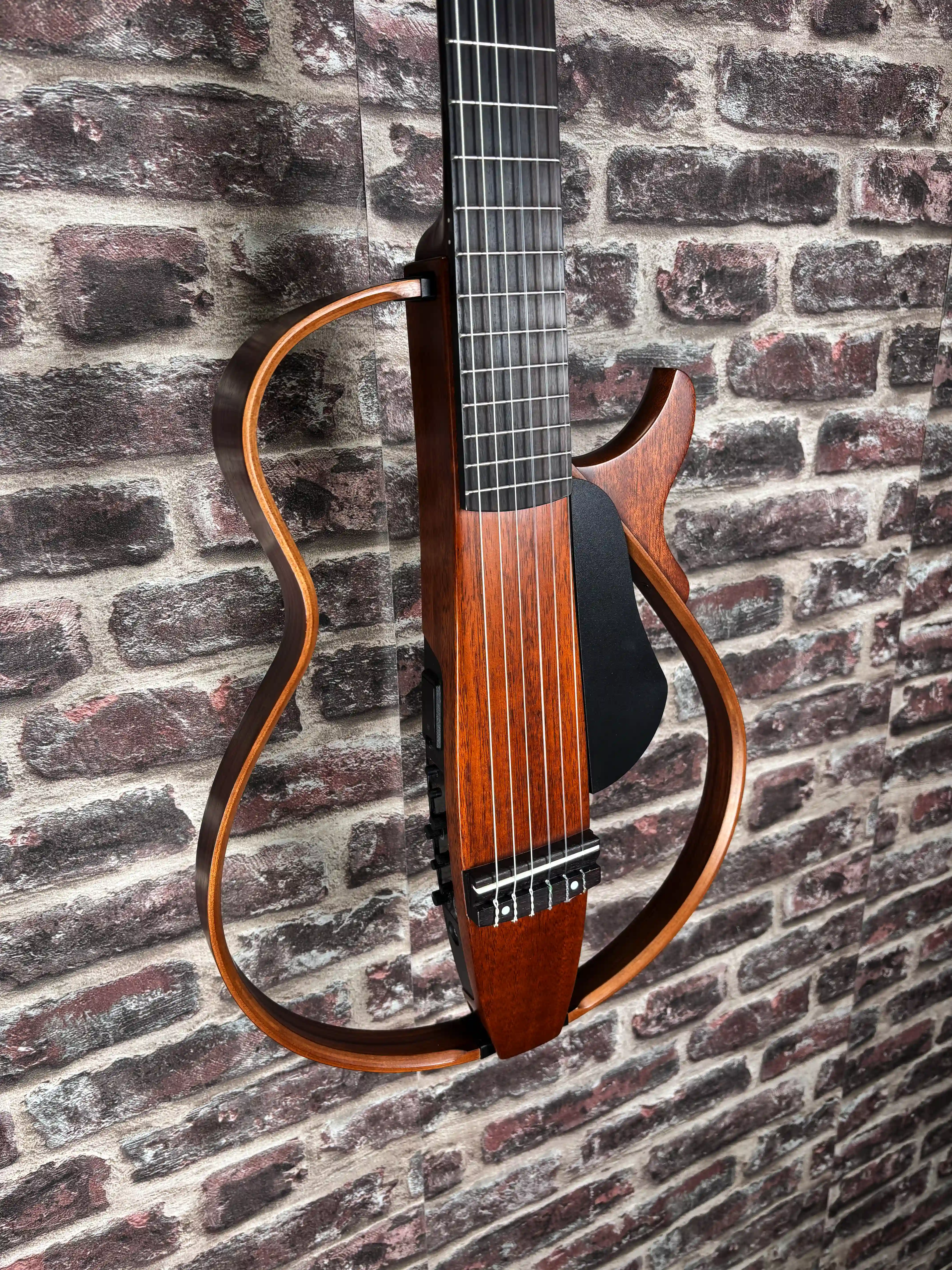 Yamaha Silent Guitar SLG200S NA OCCASION