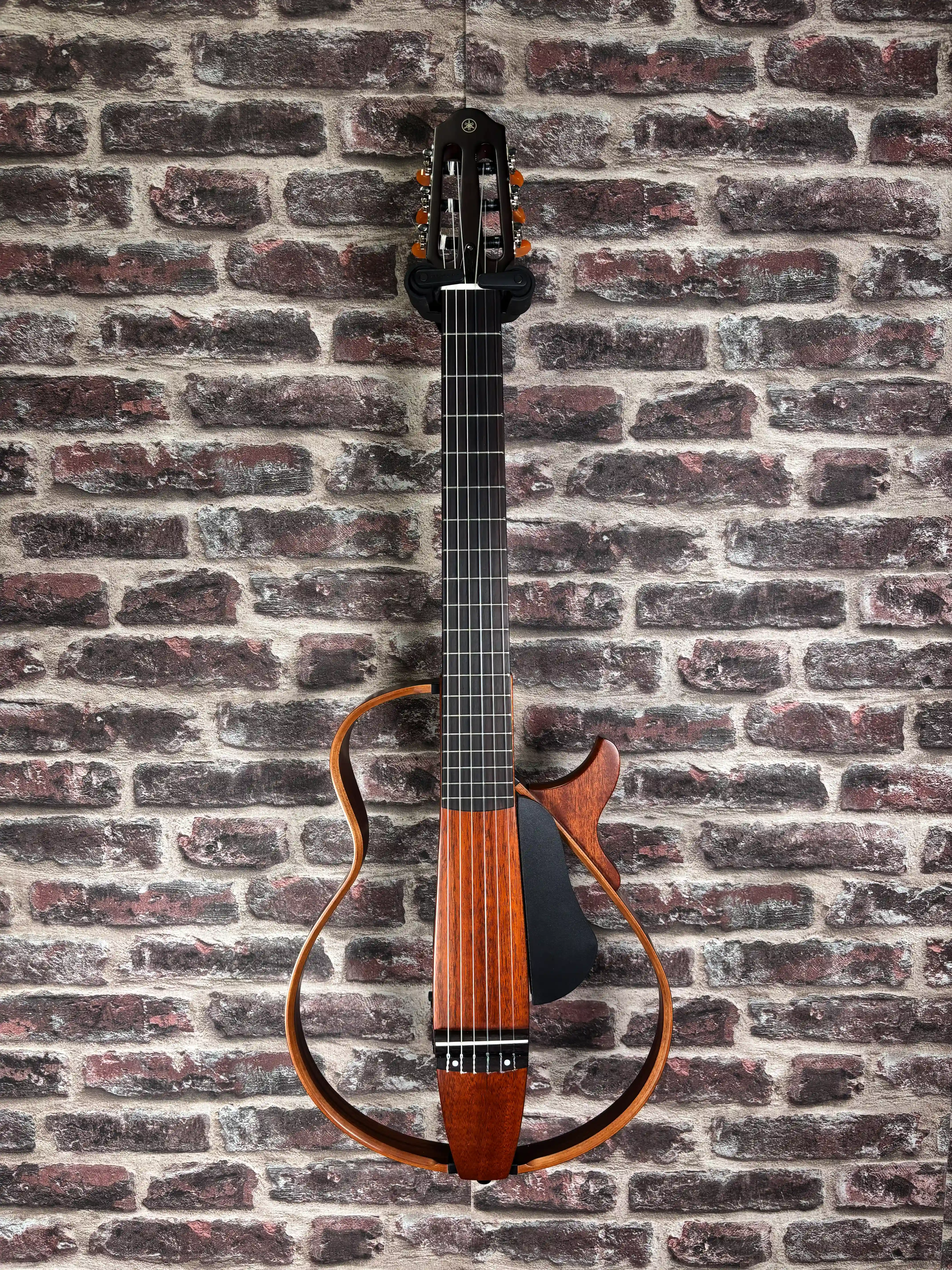 Yamaha Silent Guitar SLG200S NA OCCASION