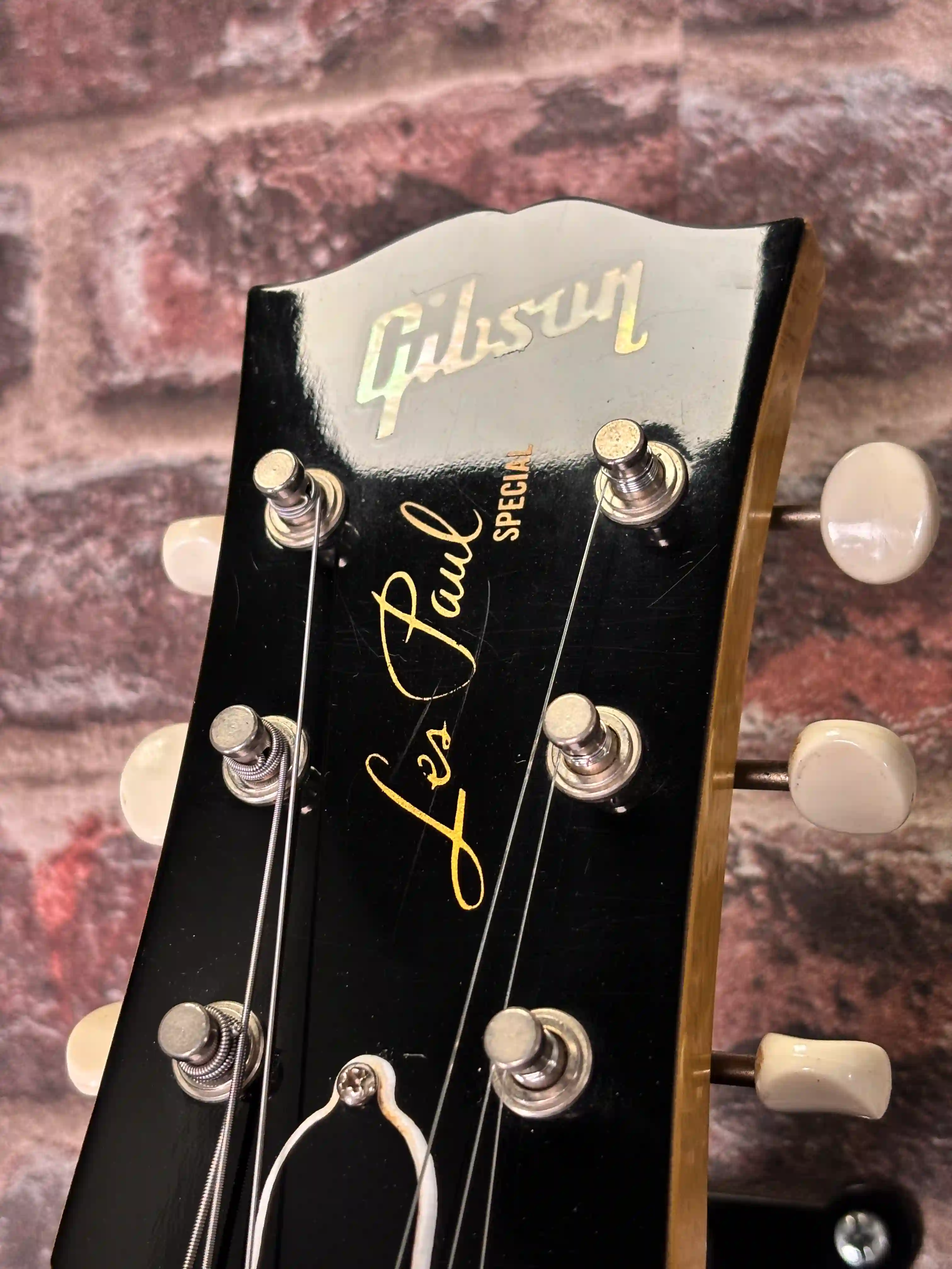 Gibson CS 1957 Les Paul Special Ultra Light aged TV Yellow OCCASION