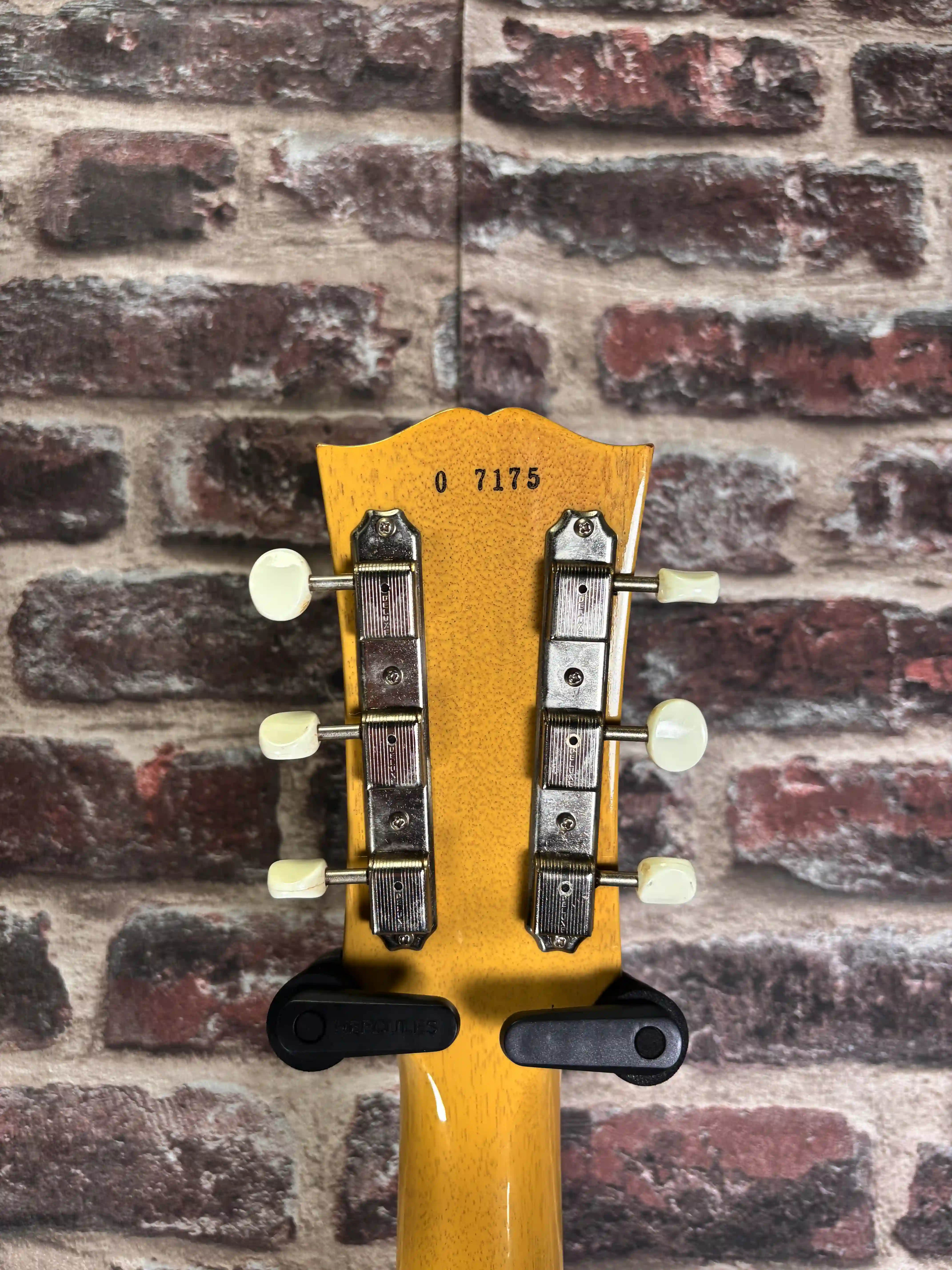 Gibson CS 1957 Les Paul Special Ultra Light aged TV Yellow OCCASION