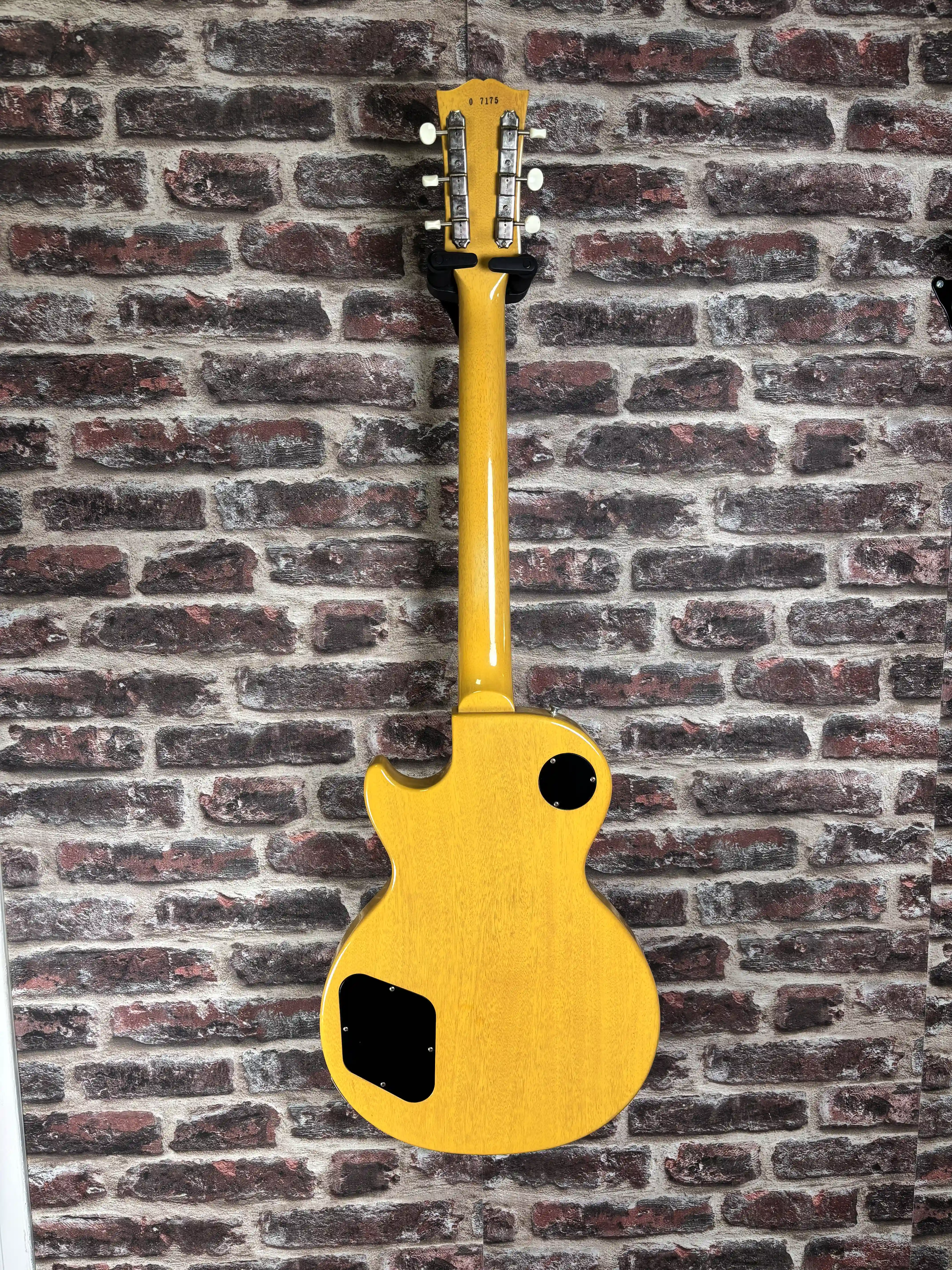 Gibson CS 1957 Les Paul Special Ultra Light aged TV Yellow OCCASION