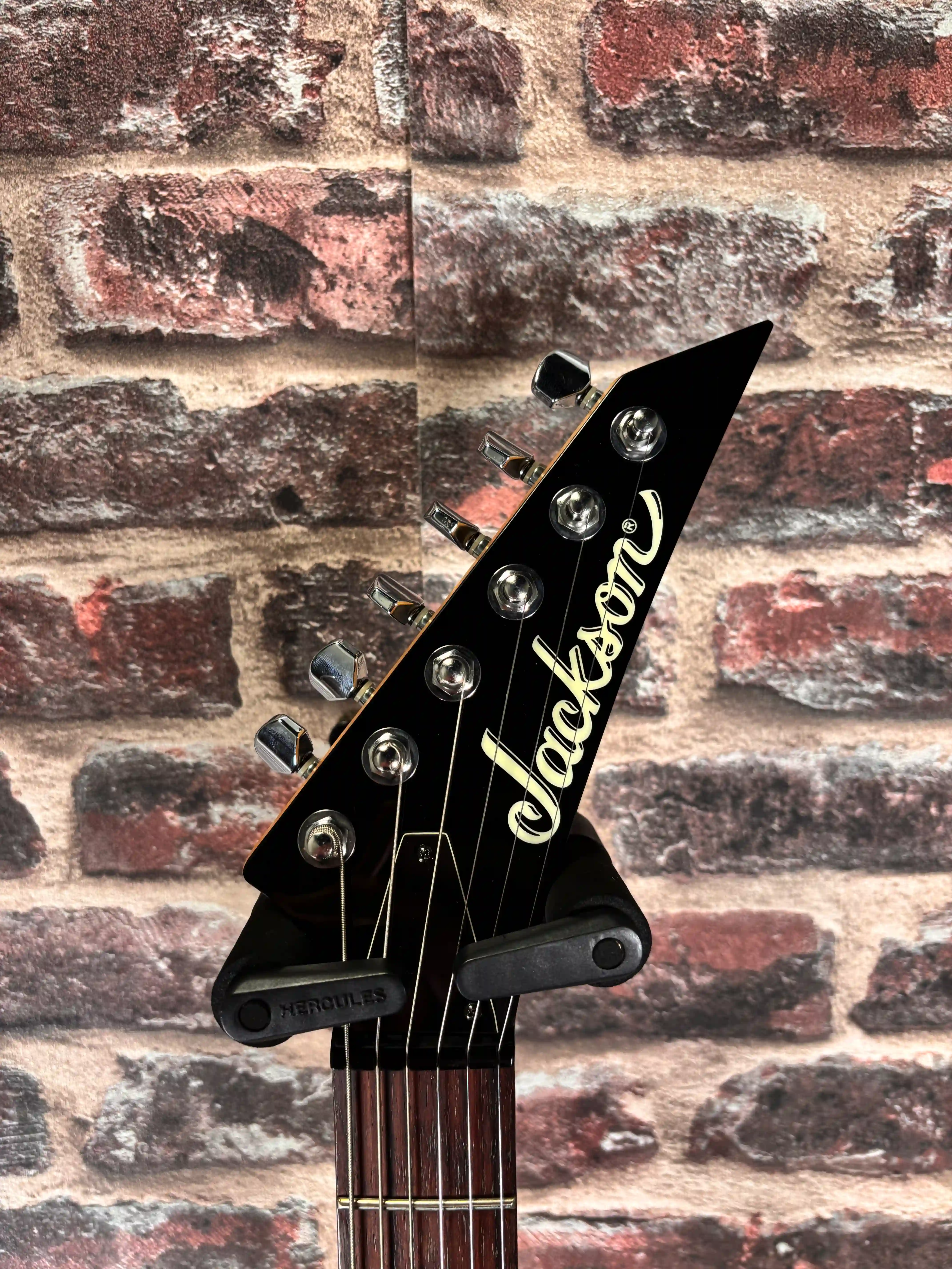 Jackson JS30KV King V Ebony OCCASION