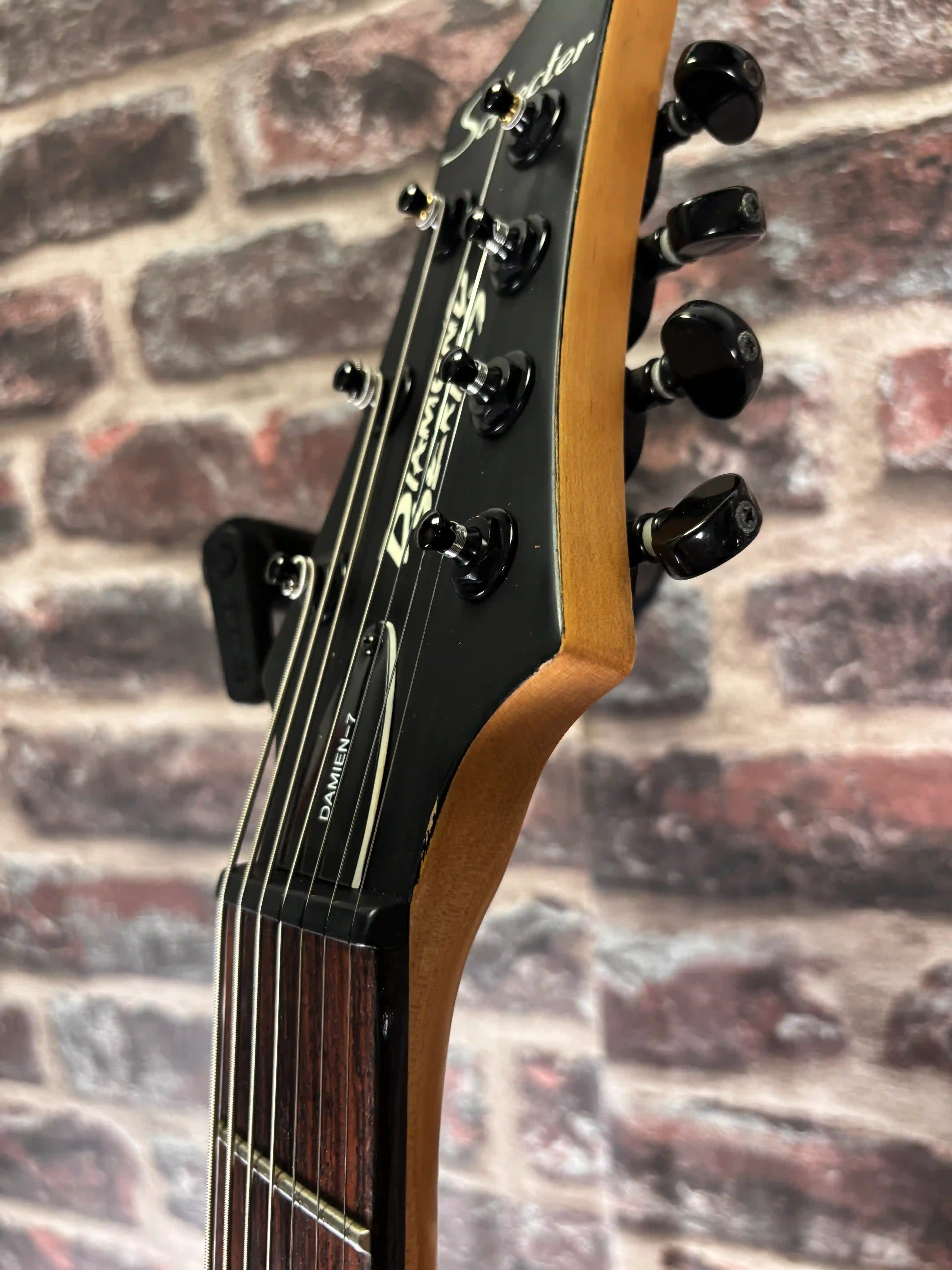Schecter Damien‑7 (EMG‑H7) OCCASION