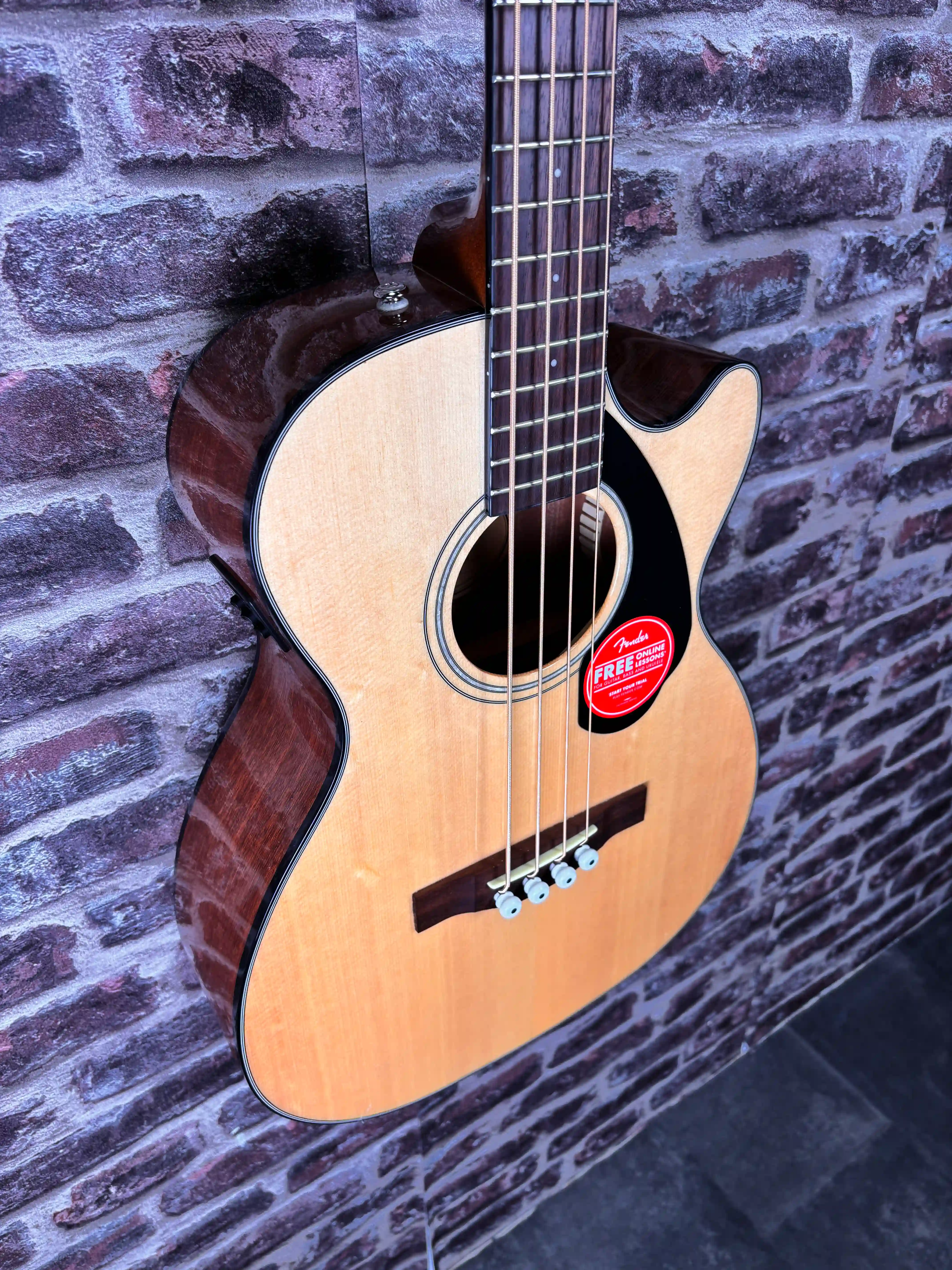 Fender CB 60SCE NAT WN OCCASION