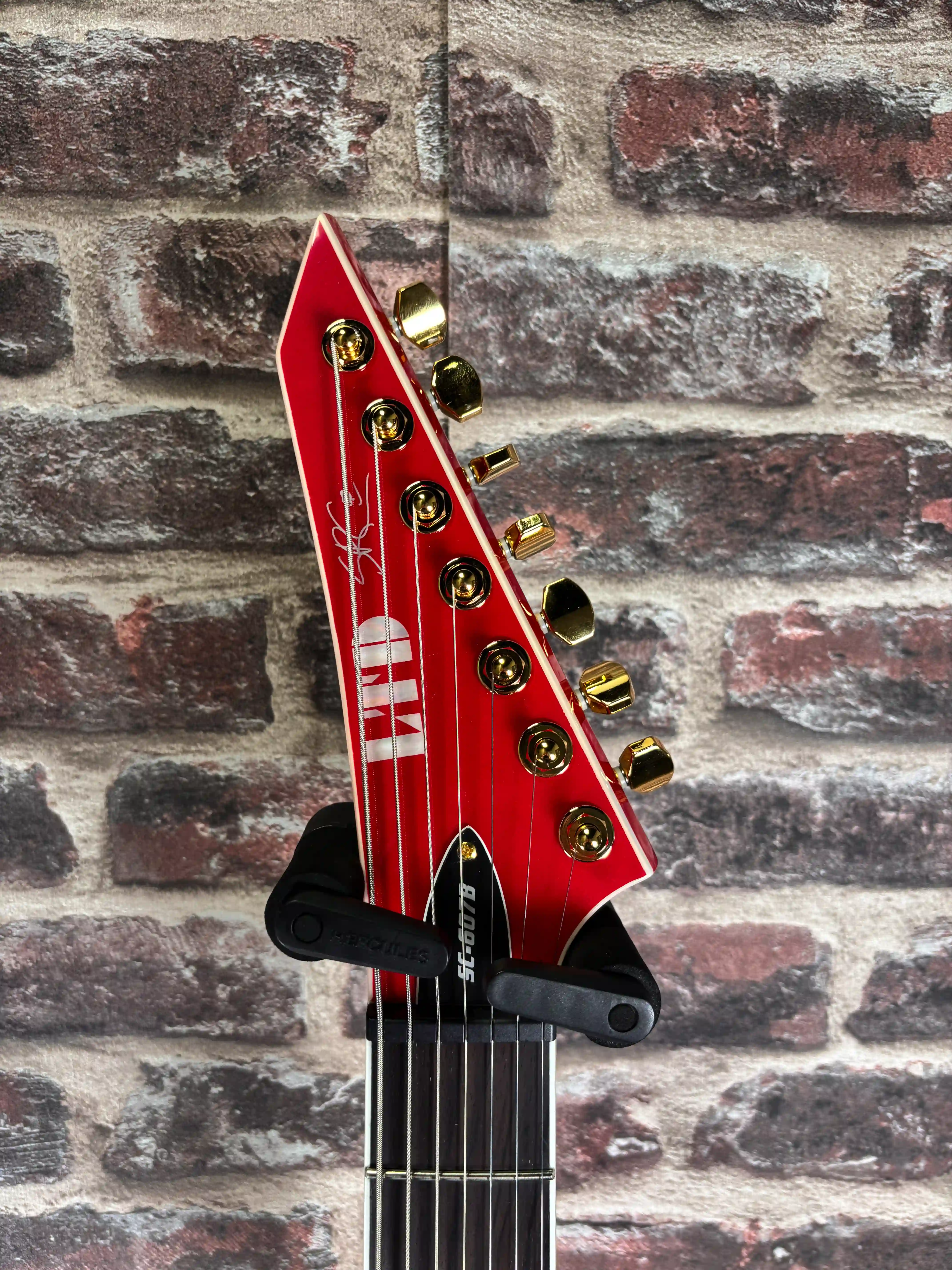 LTD Stephen Carpenter SC‑607 Baritone Magenta