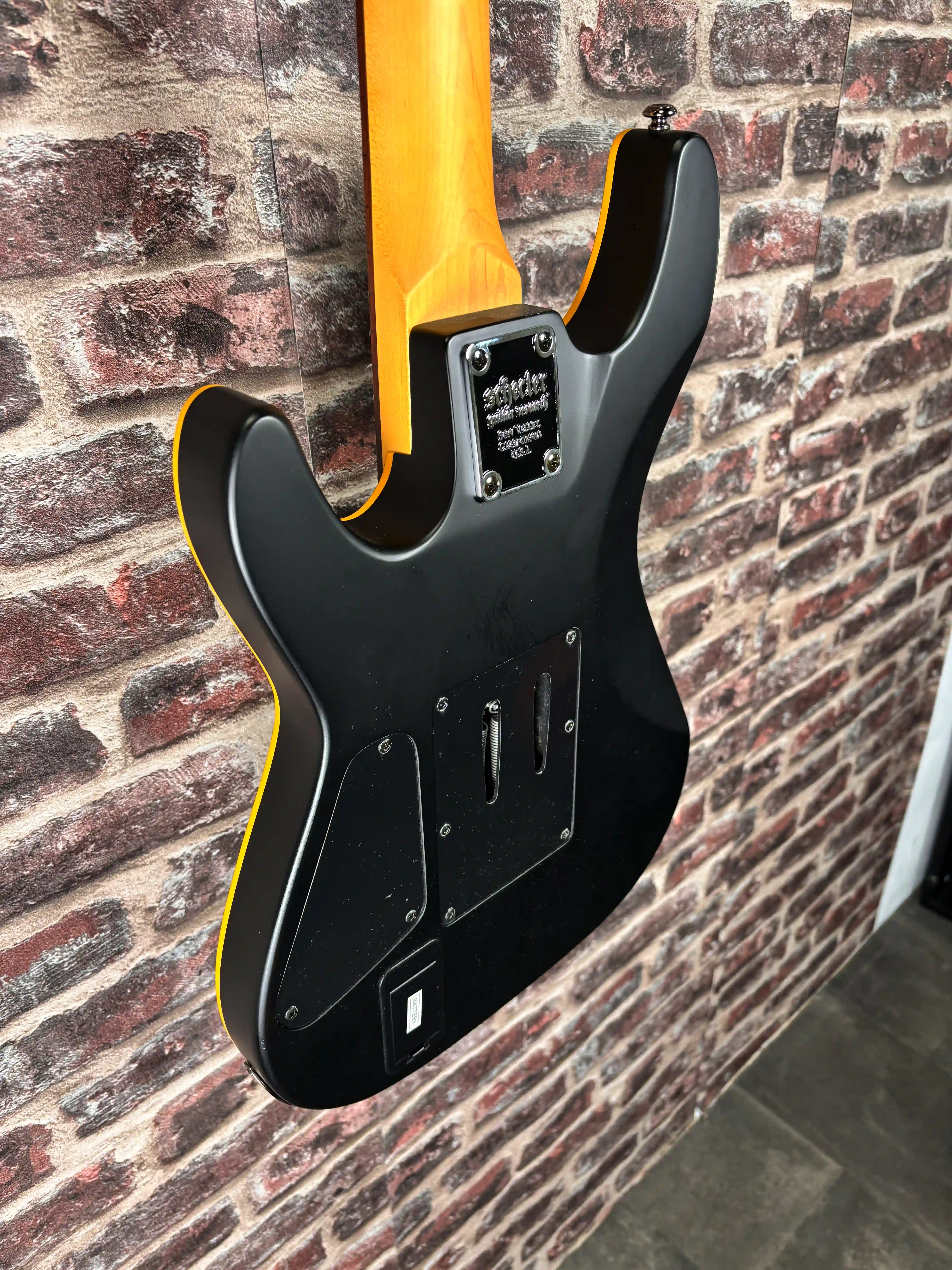 Schecter Demon‑7 FR Black Satin OCCASION