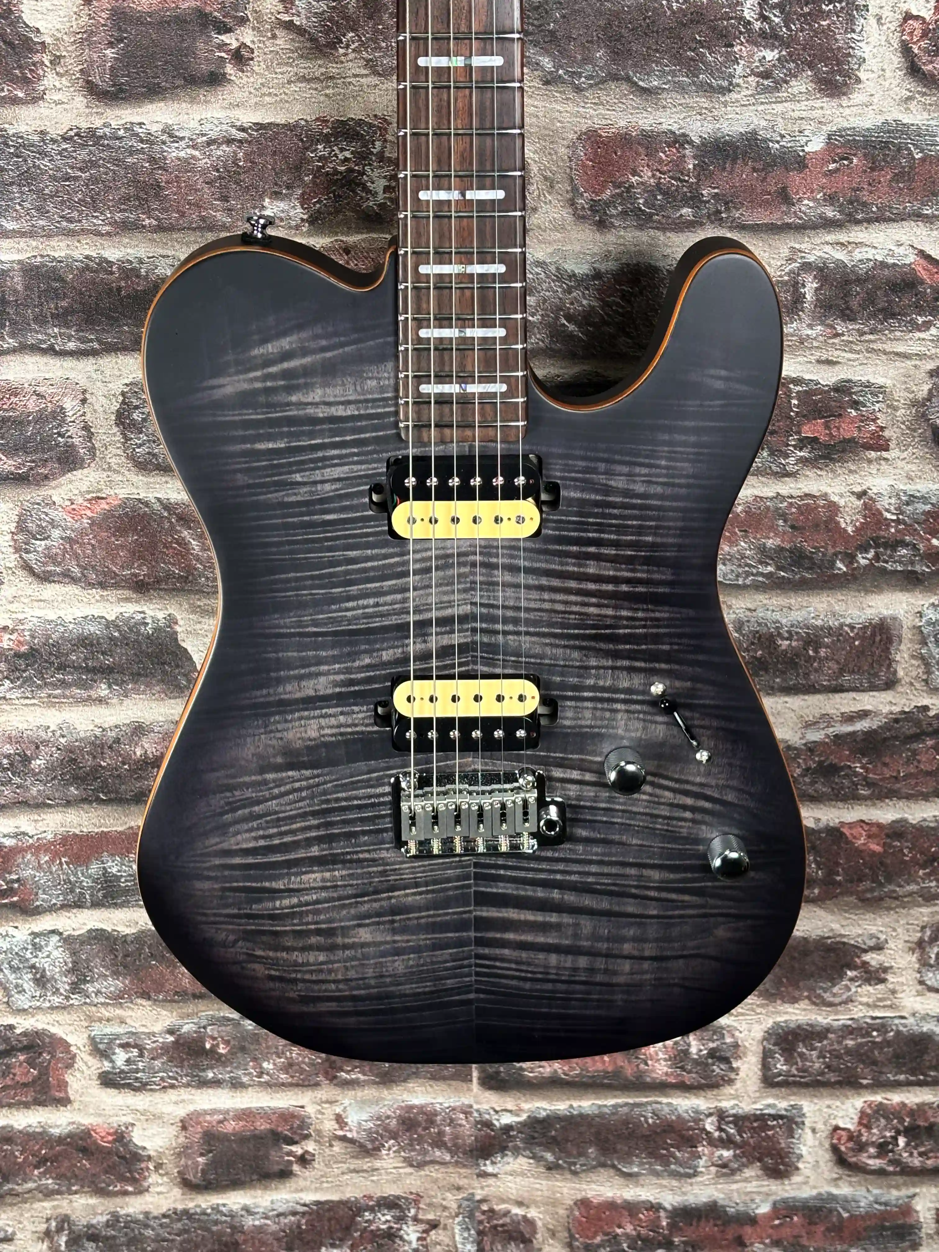 Sire Larry Carlton T7 FM Trans Black OCCASION