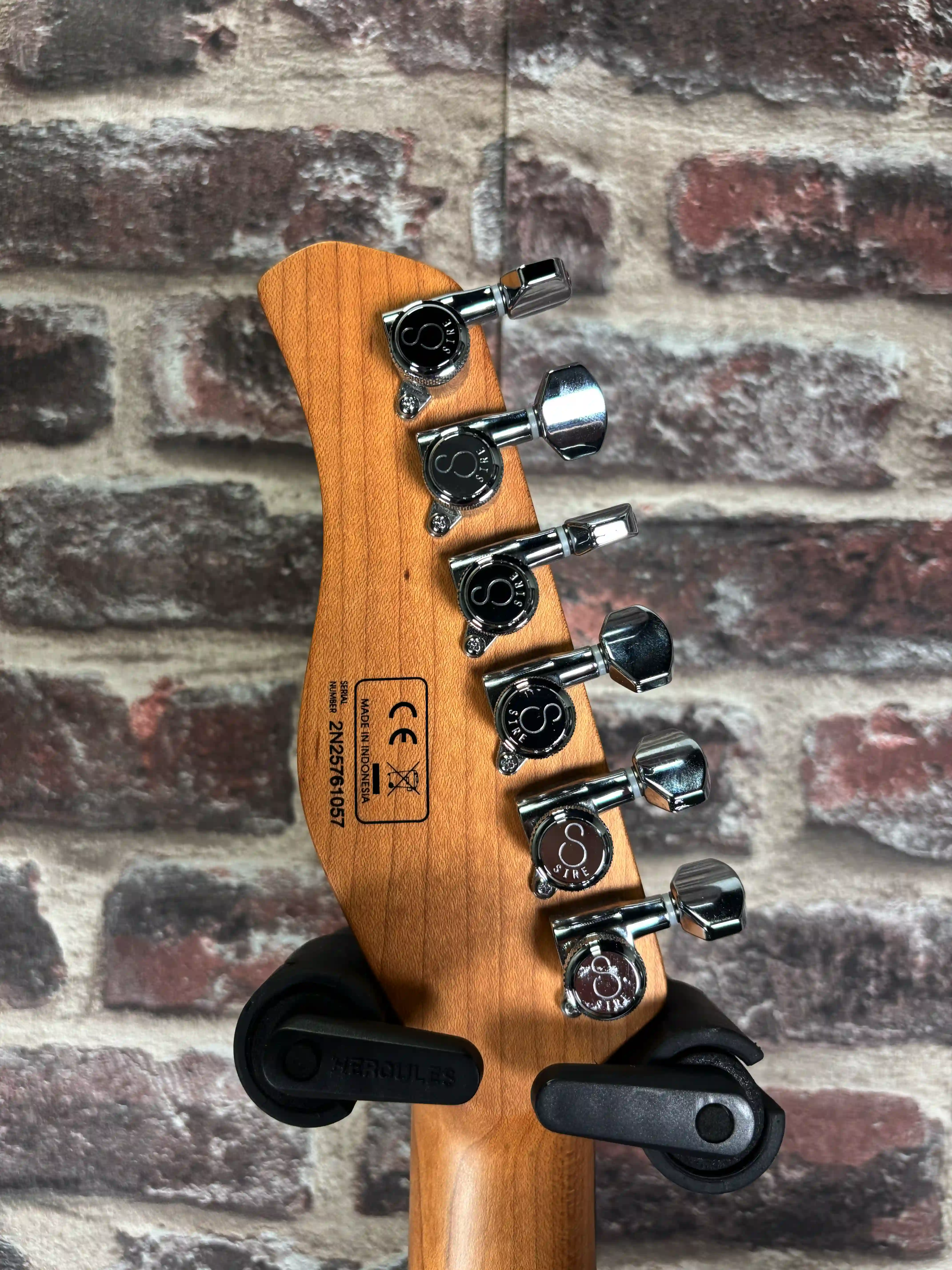 Sire Larry Carlton T7 FM Trans Black OCCASION